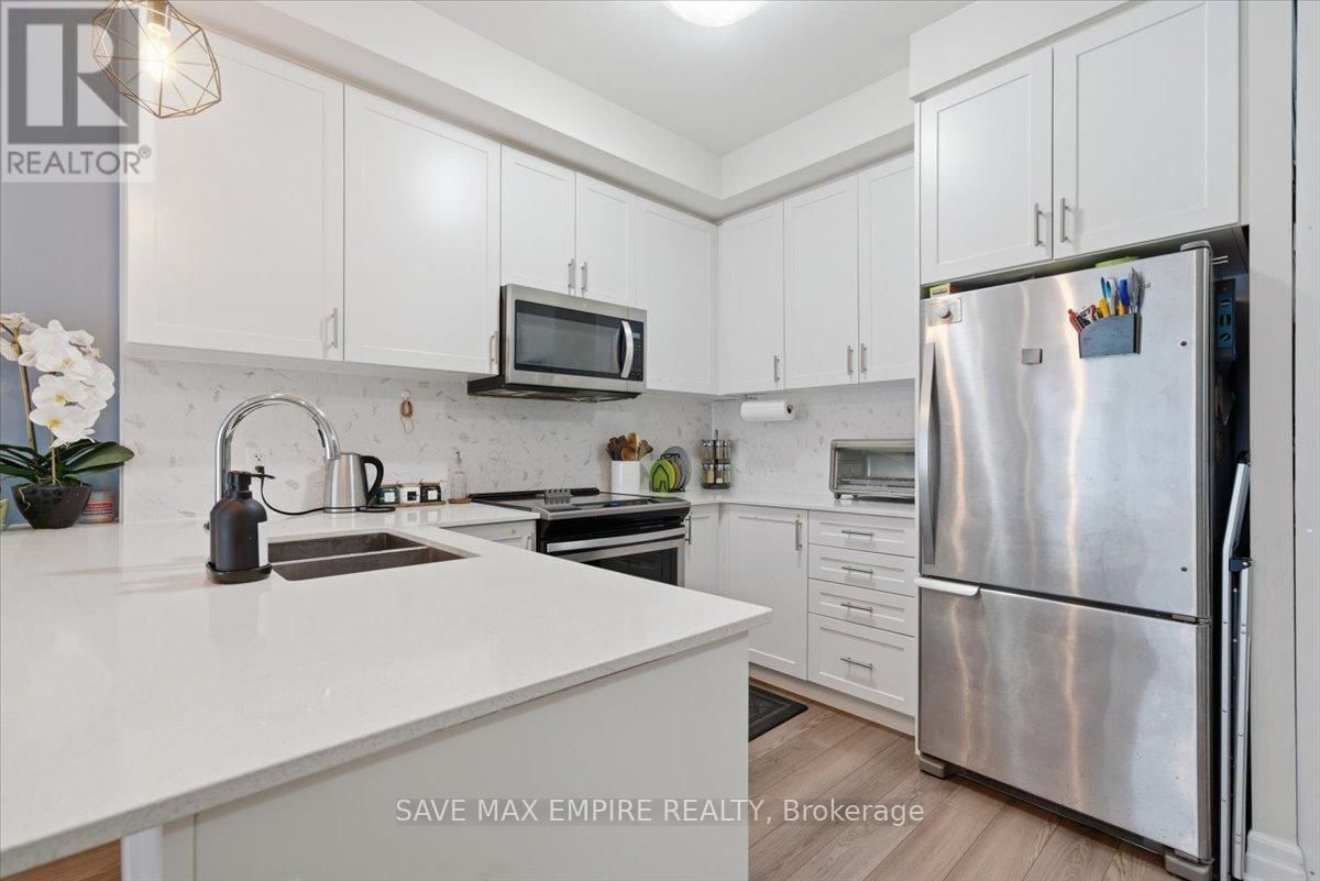 227 - 652 CRICKLEWOOD DRIVE Image 8