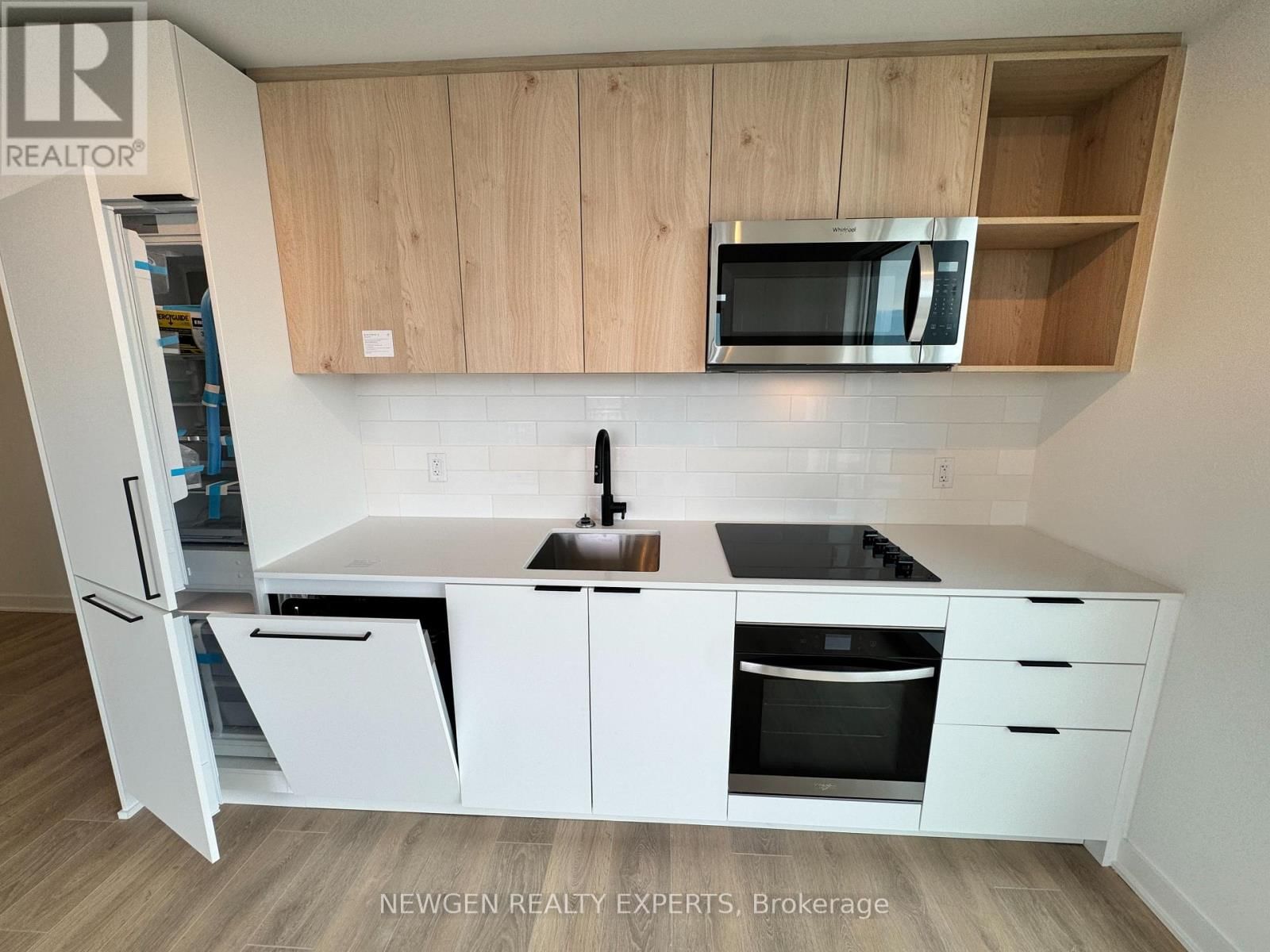 414 - 1185 DUPONT STREET Image 20