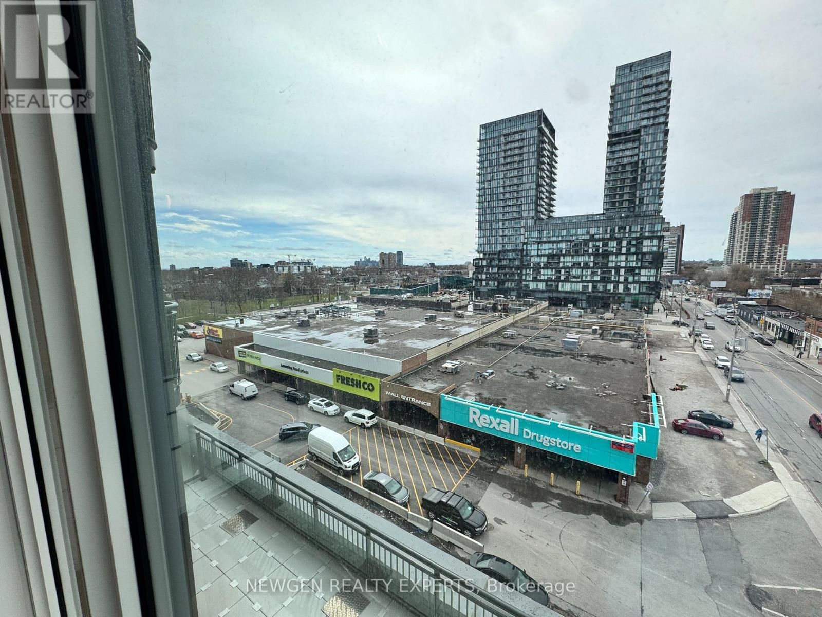 414 - 1185 DUPONT STREET Image 3