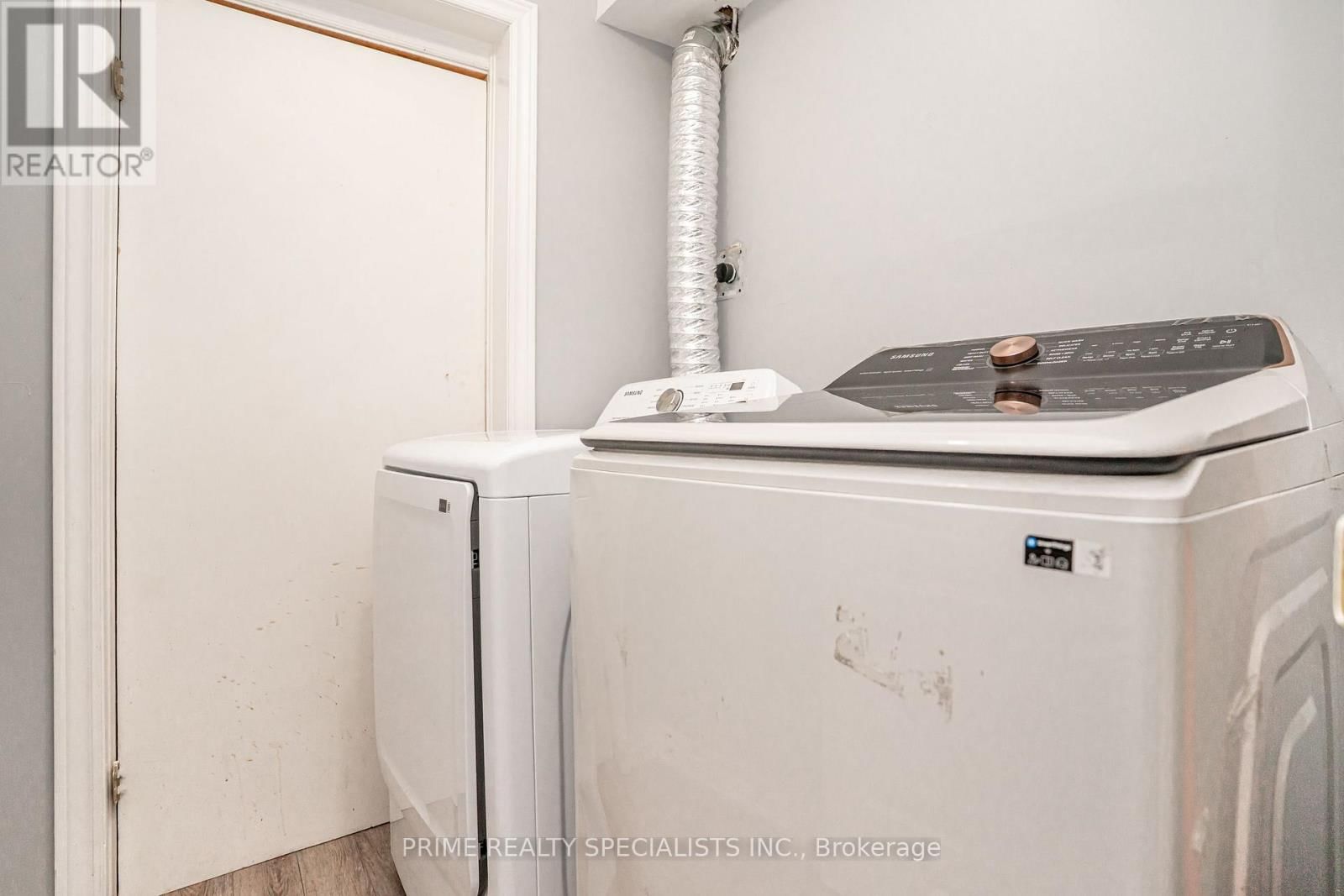 52 DEERGLEN DRIVE Image 35