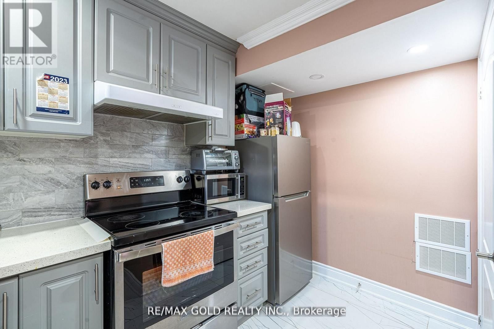 10 SPOKANNE STREET Image 37