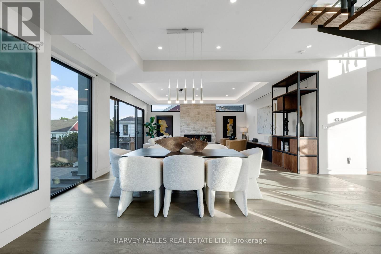 29 PERU ROAD Image 14