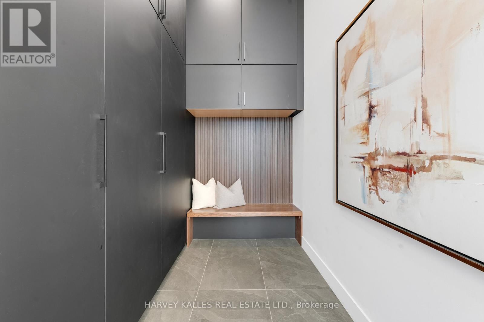 29 PERU ROAD Image 19