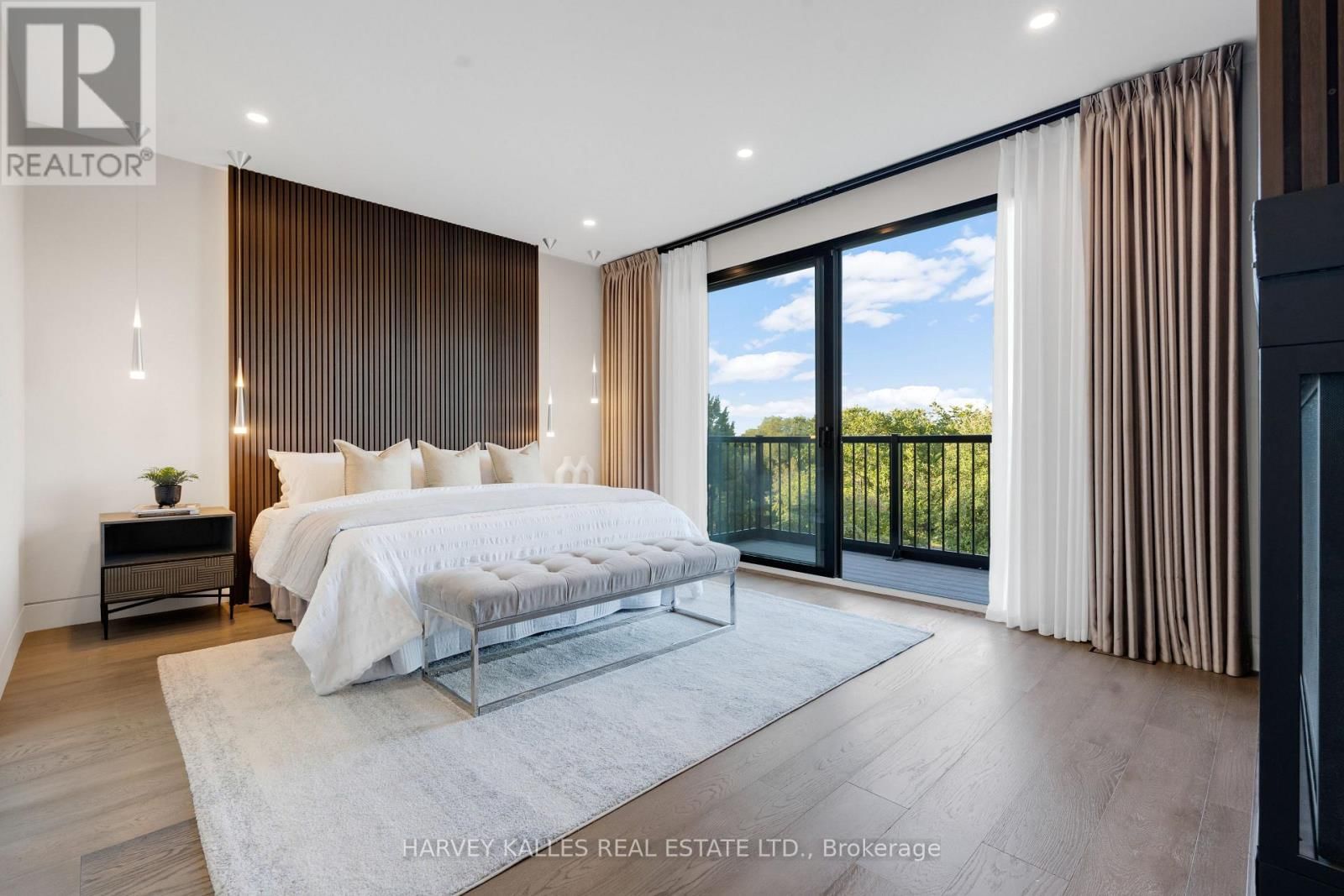 29 PERU ROAD Image 24