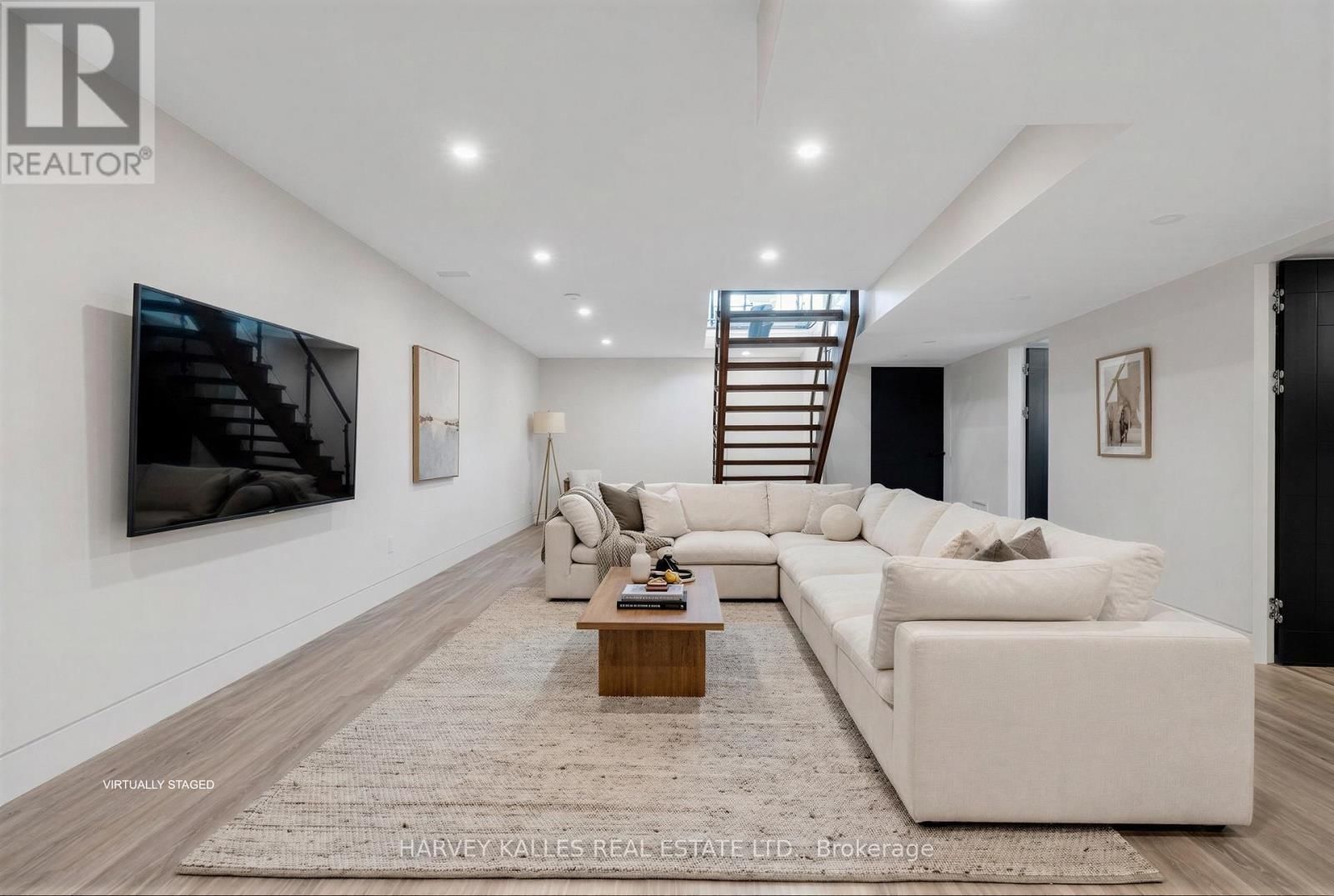 29 PERU ROAD Image 39