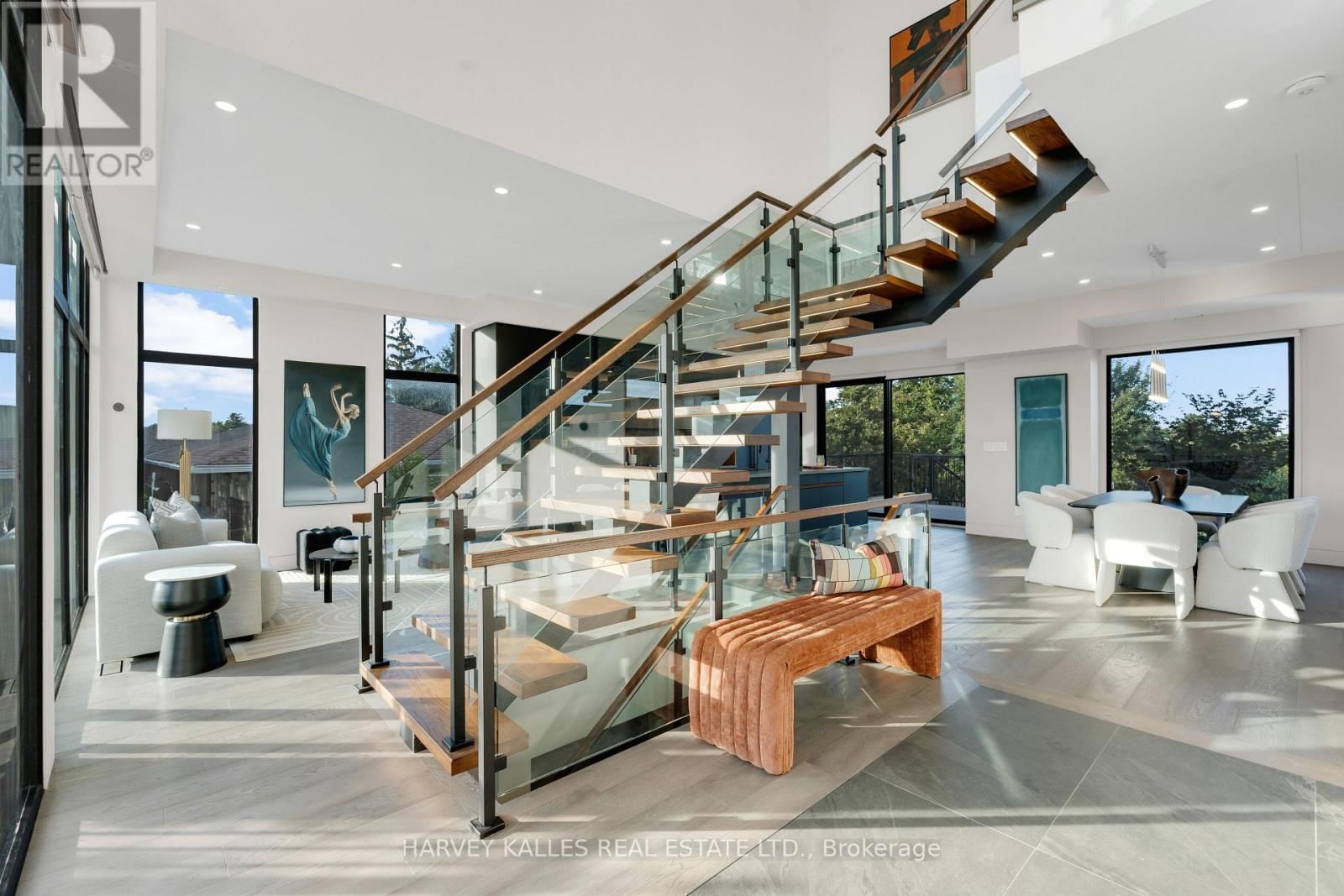 29 PERU ROAD Image 4