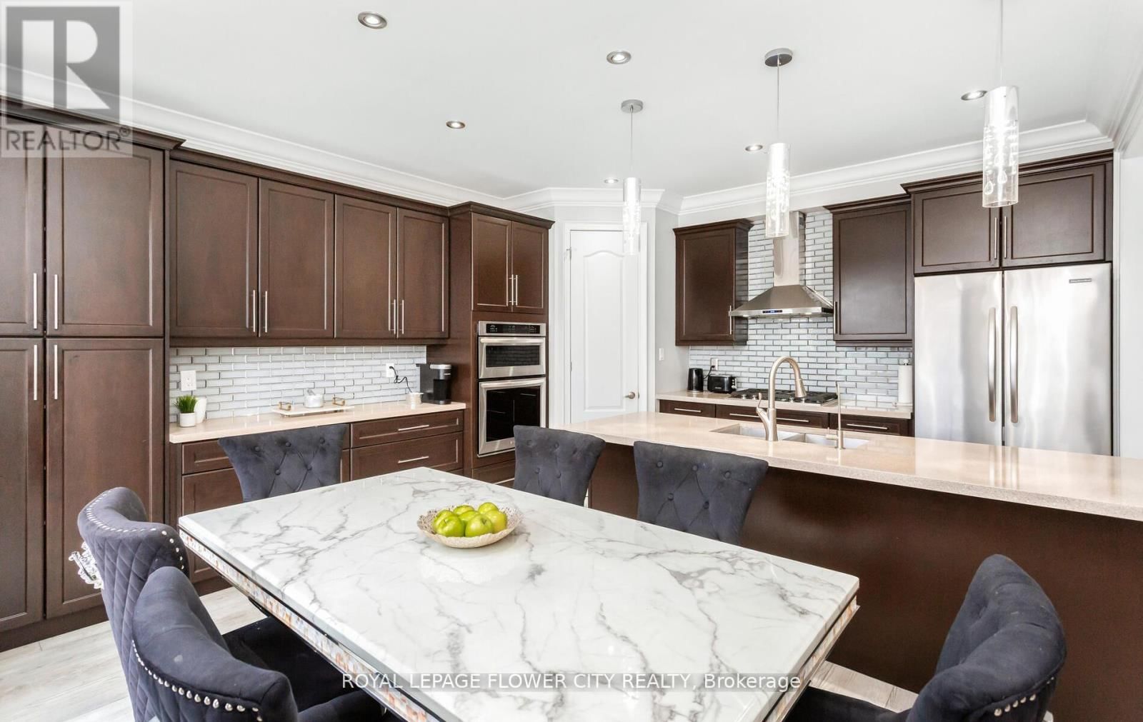 21 ARKWRIGHT DRIVE Image 23