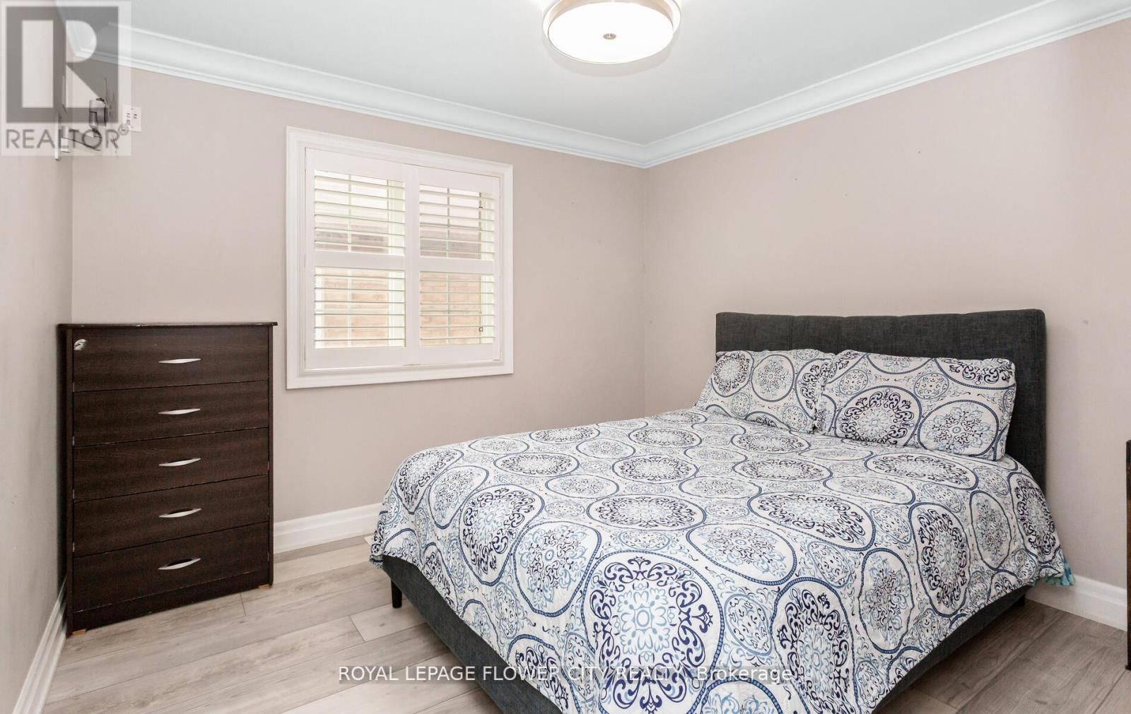 21 ARKWRIGHT DRIVE Image 39