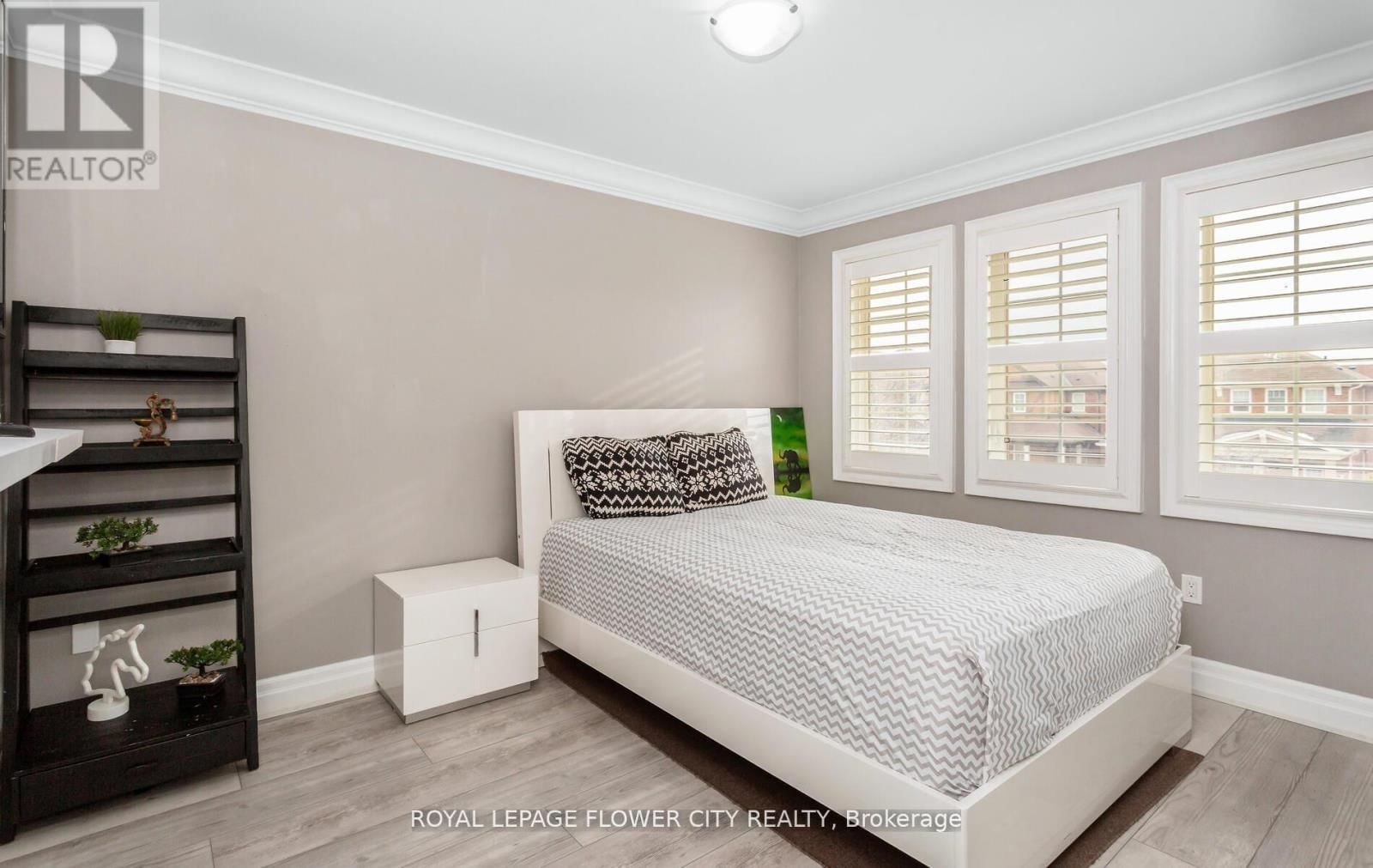 21 ARKWRIGHT DRIVE Image 40