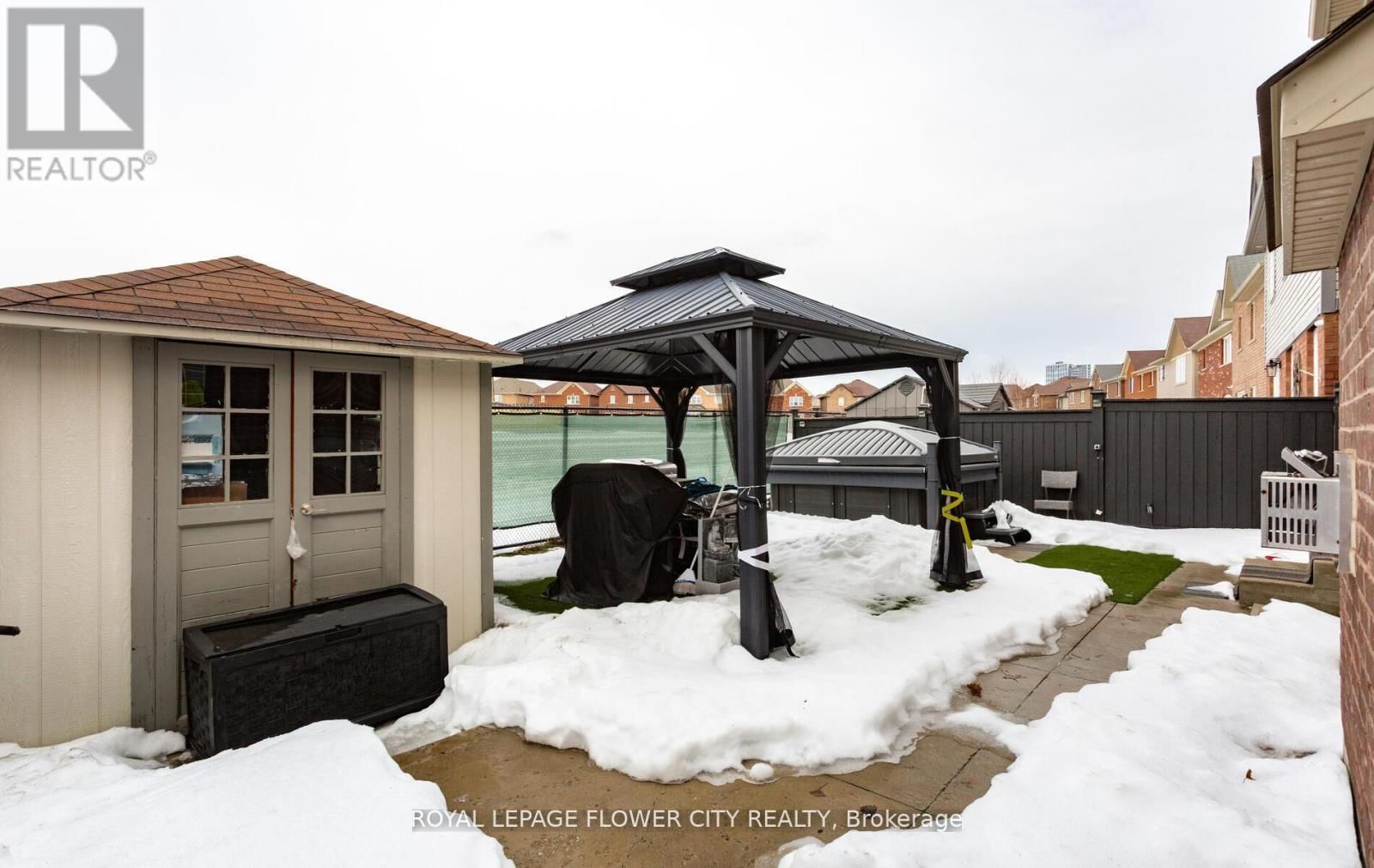 21 ARKWRIGHT DRIVE Image 48