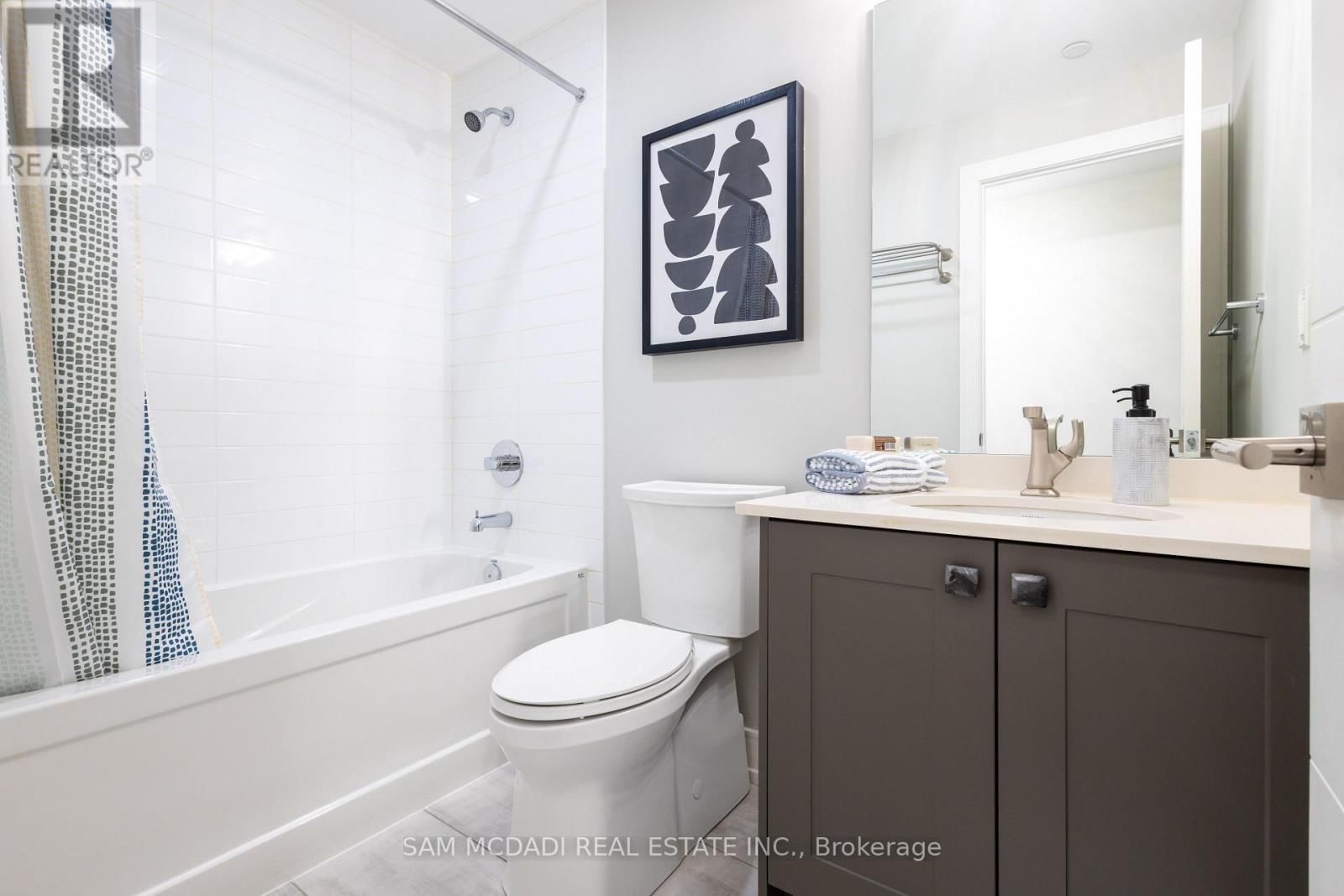 1 - 670 ATWATER AVENUE Image 11