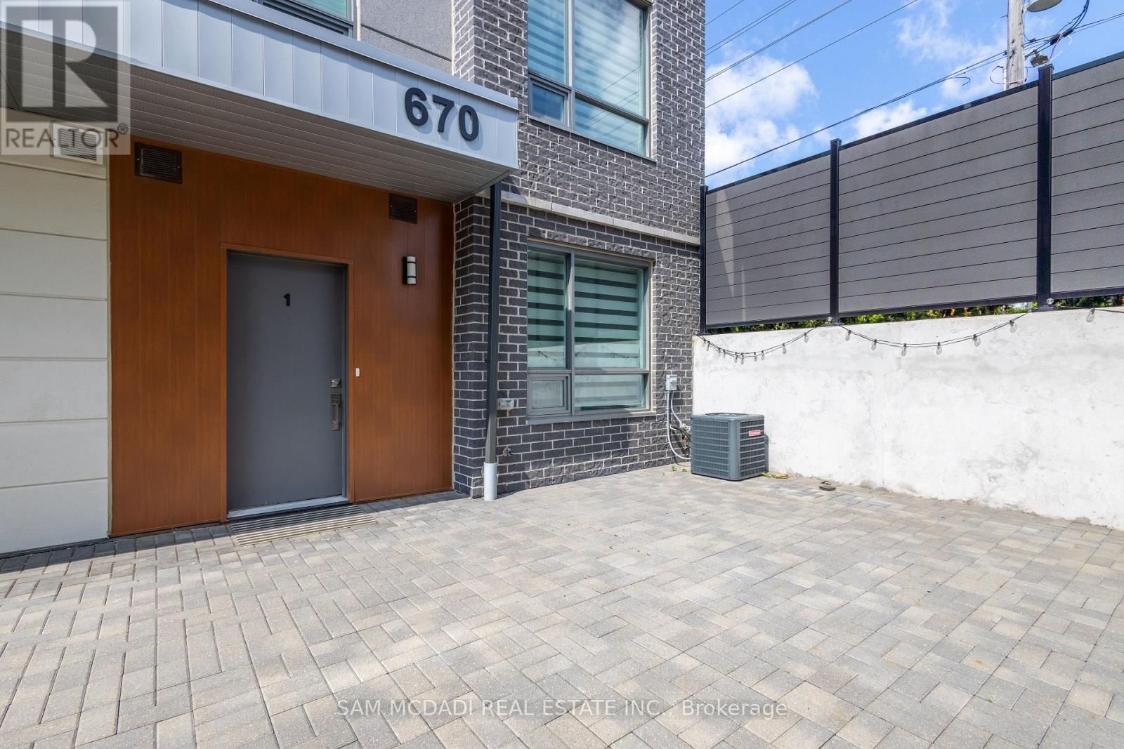 1 - 670 ATWATER AVENUE Image 24