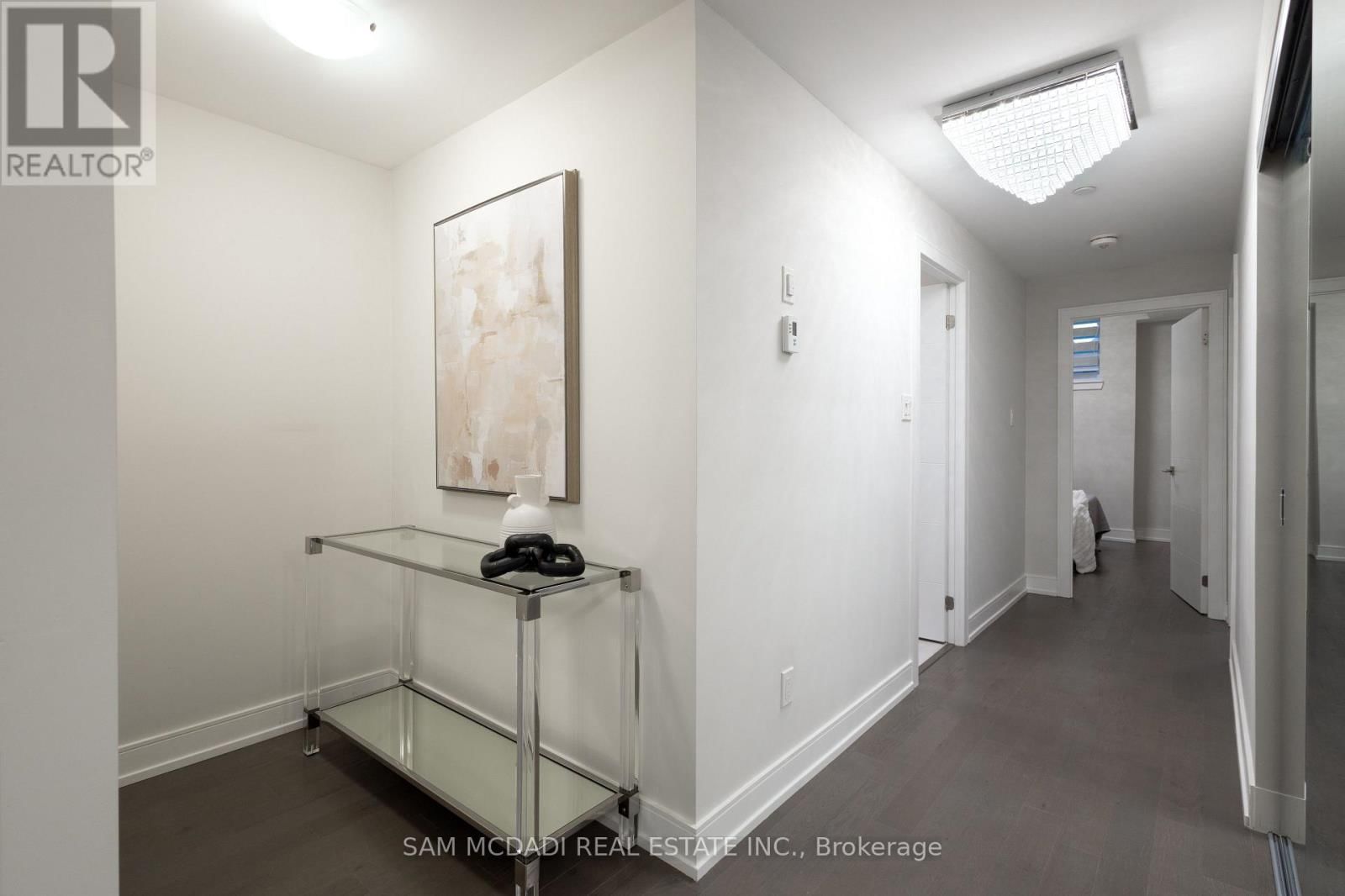 1 - 670 ATWATER AVENUE Image 9