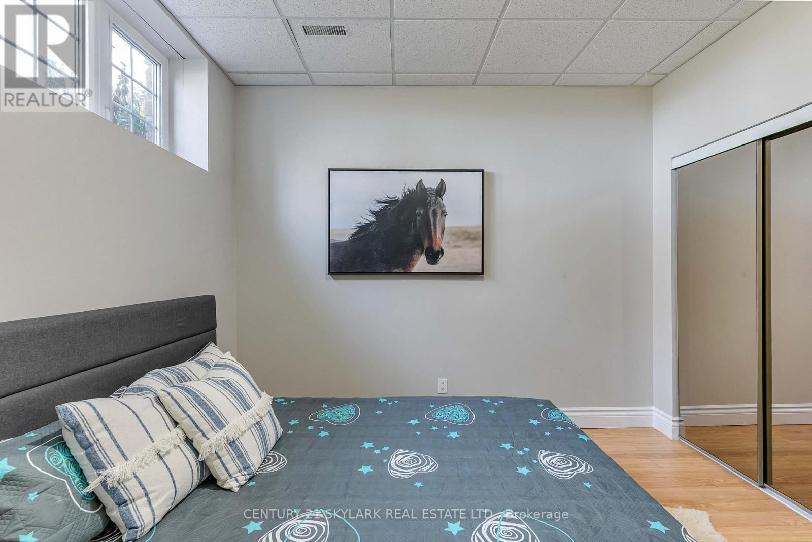 18200 MOUNTAINVIEW ROAD Image 39