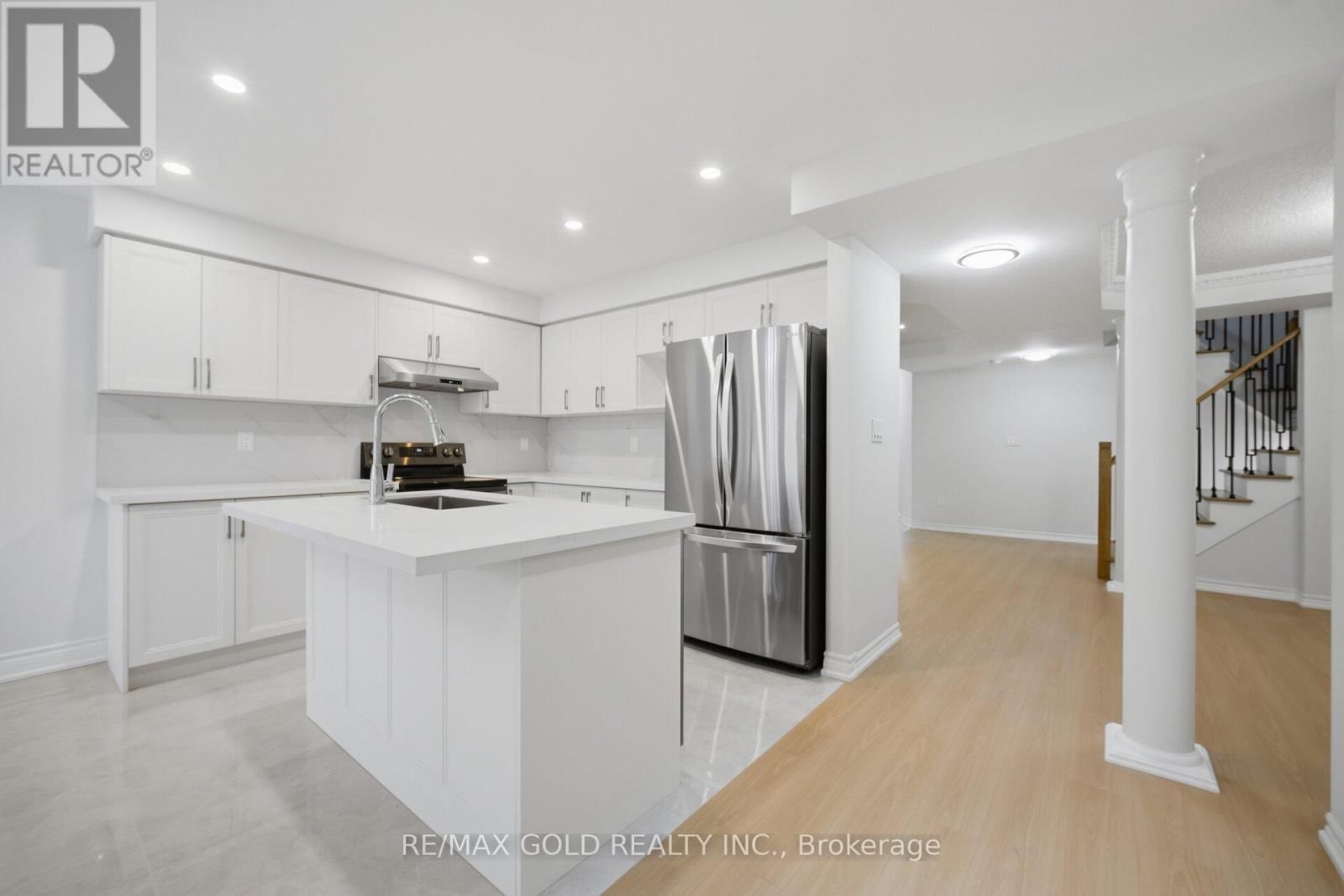 7059 MAGISTRATE TERRACE Image 16