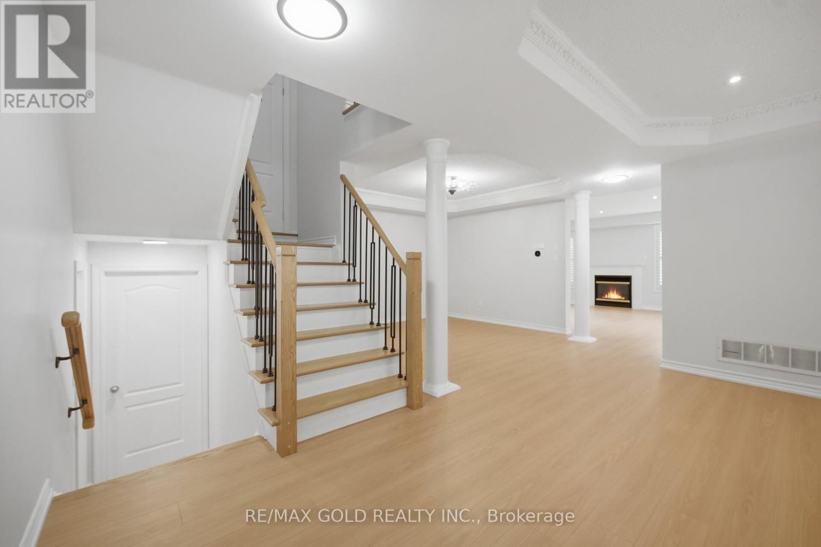 7059 MAGISTRATE TERRACE Image 35