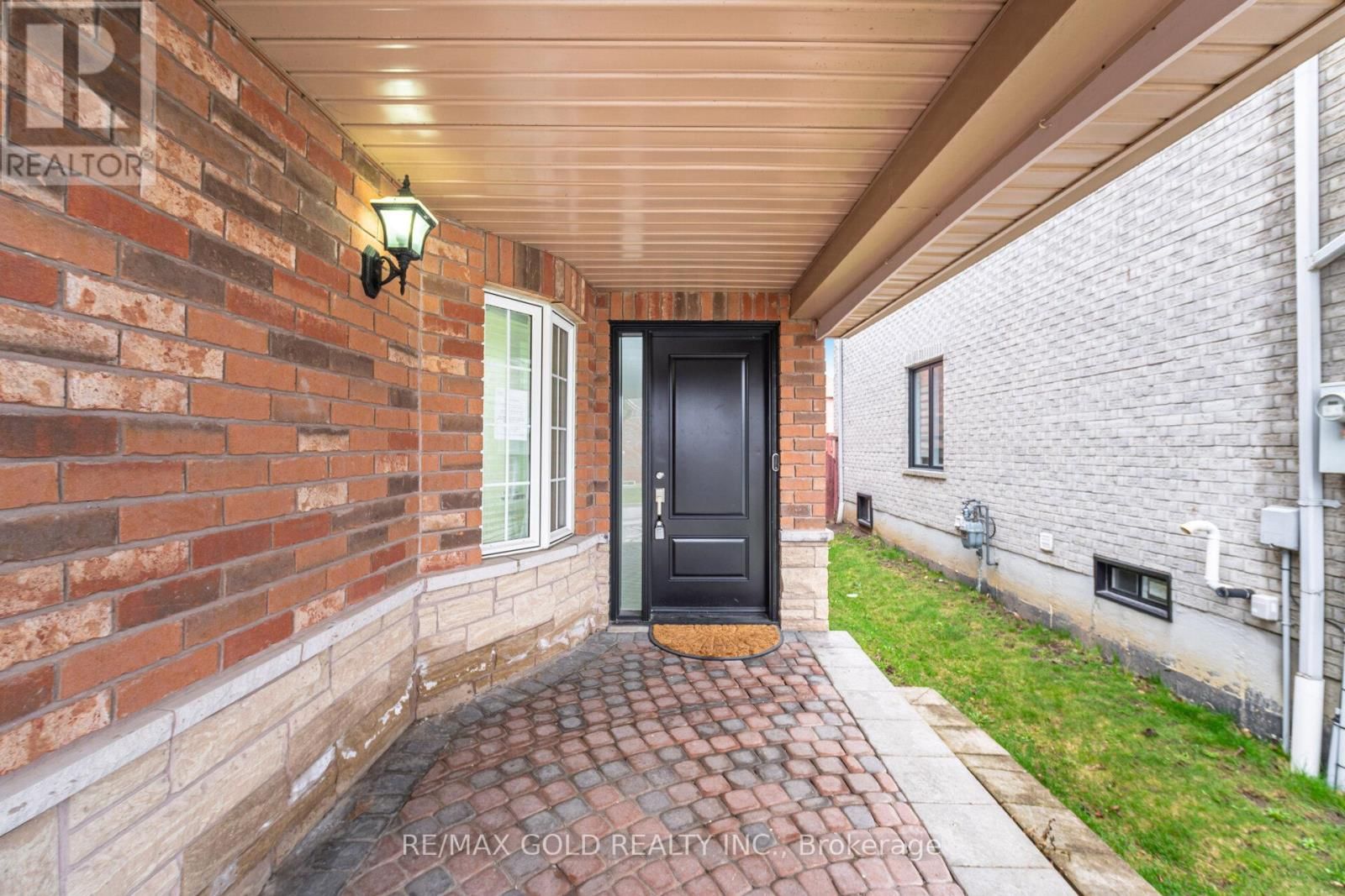 7059 MAGISTRATE TERRACE Image 8