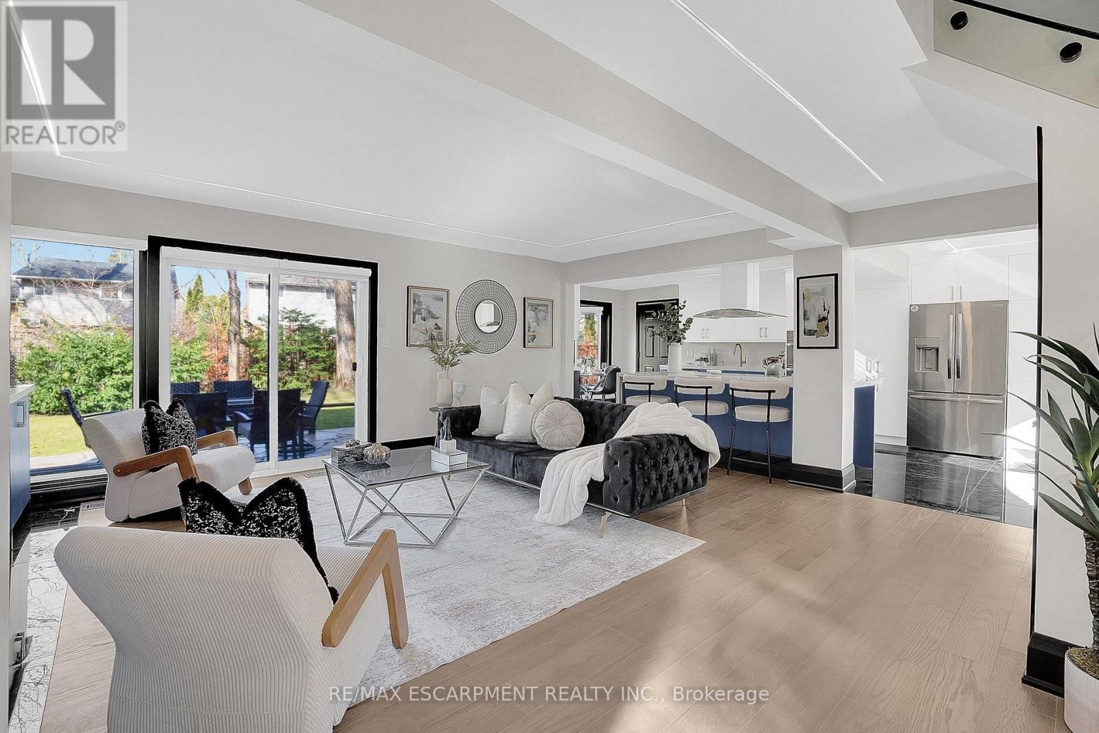 1915 DELANEY DRIVE Image 1