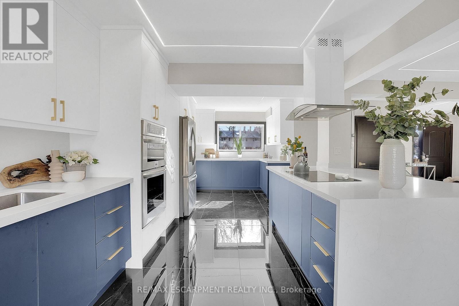 1915 DELANEY DRIVE Image 14