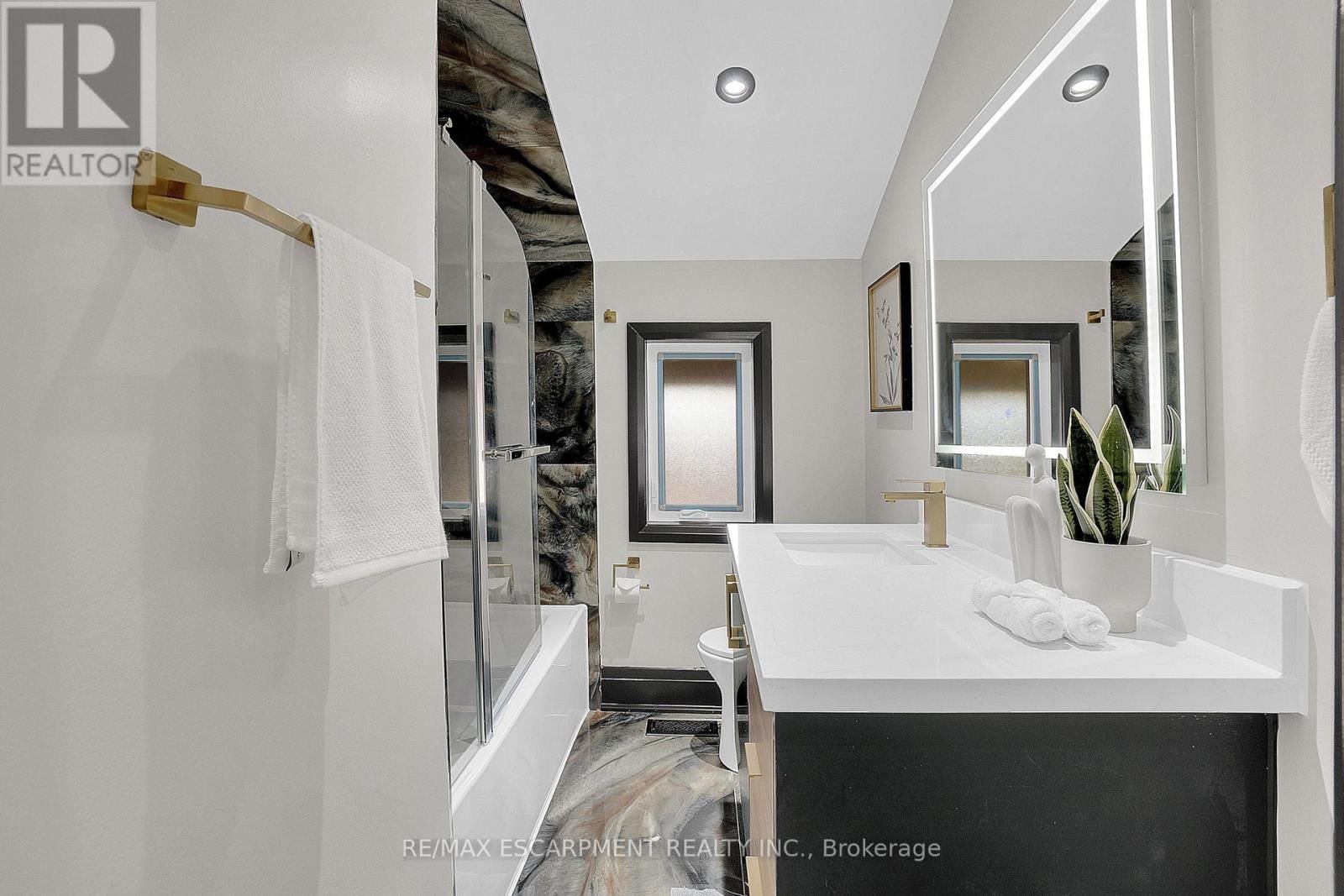 1915 DELANEY DRIVE Image 27