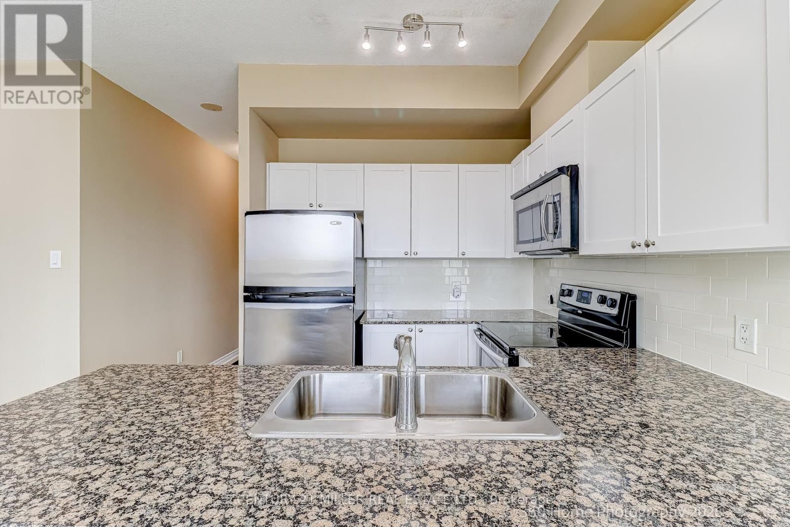 2306 - 3525 KARIYA DRIVE Image 11