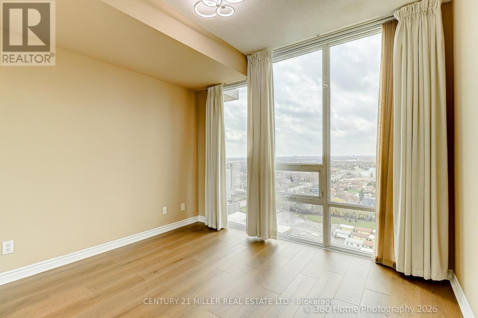 2306 - 3525 KARIYA DRIVE Image 17