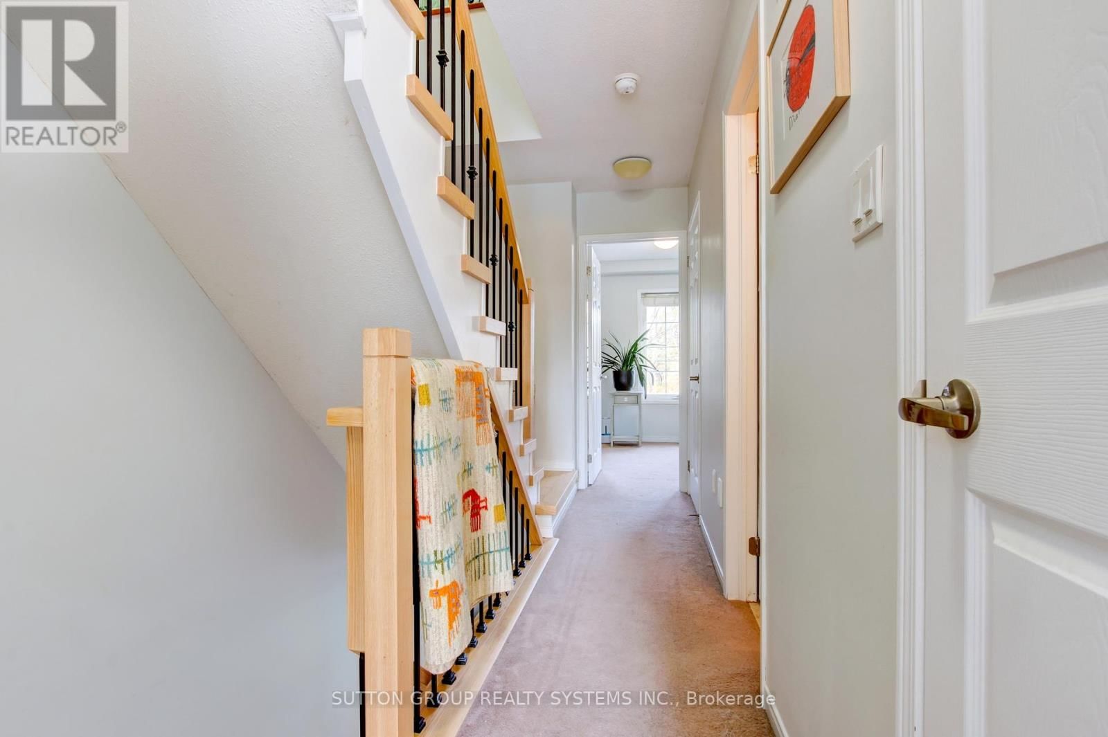 85 - 119b THE QUEENSWAY Image 28