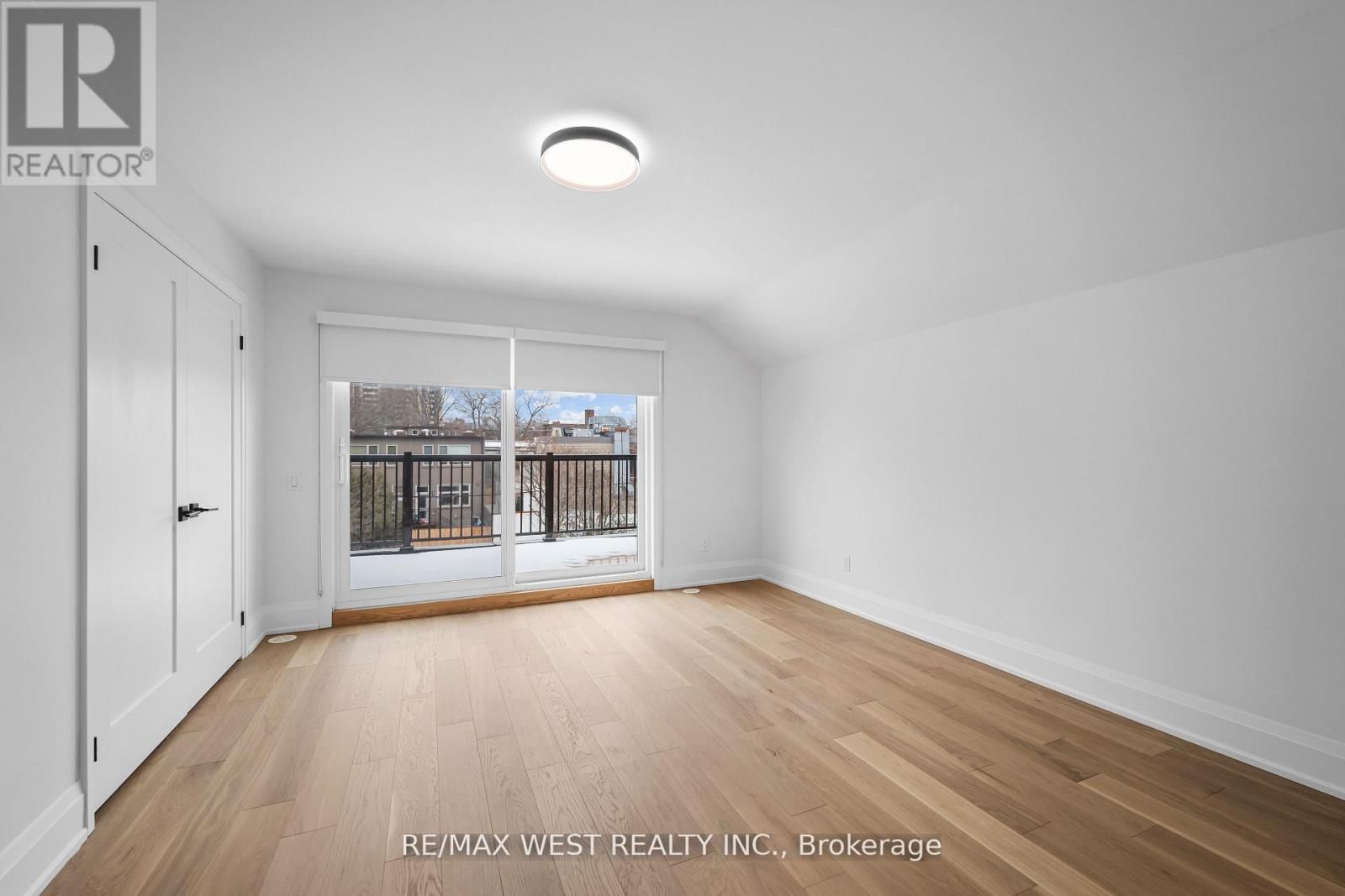 64 GWYNNE AVENUE Image 31