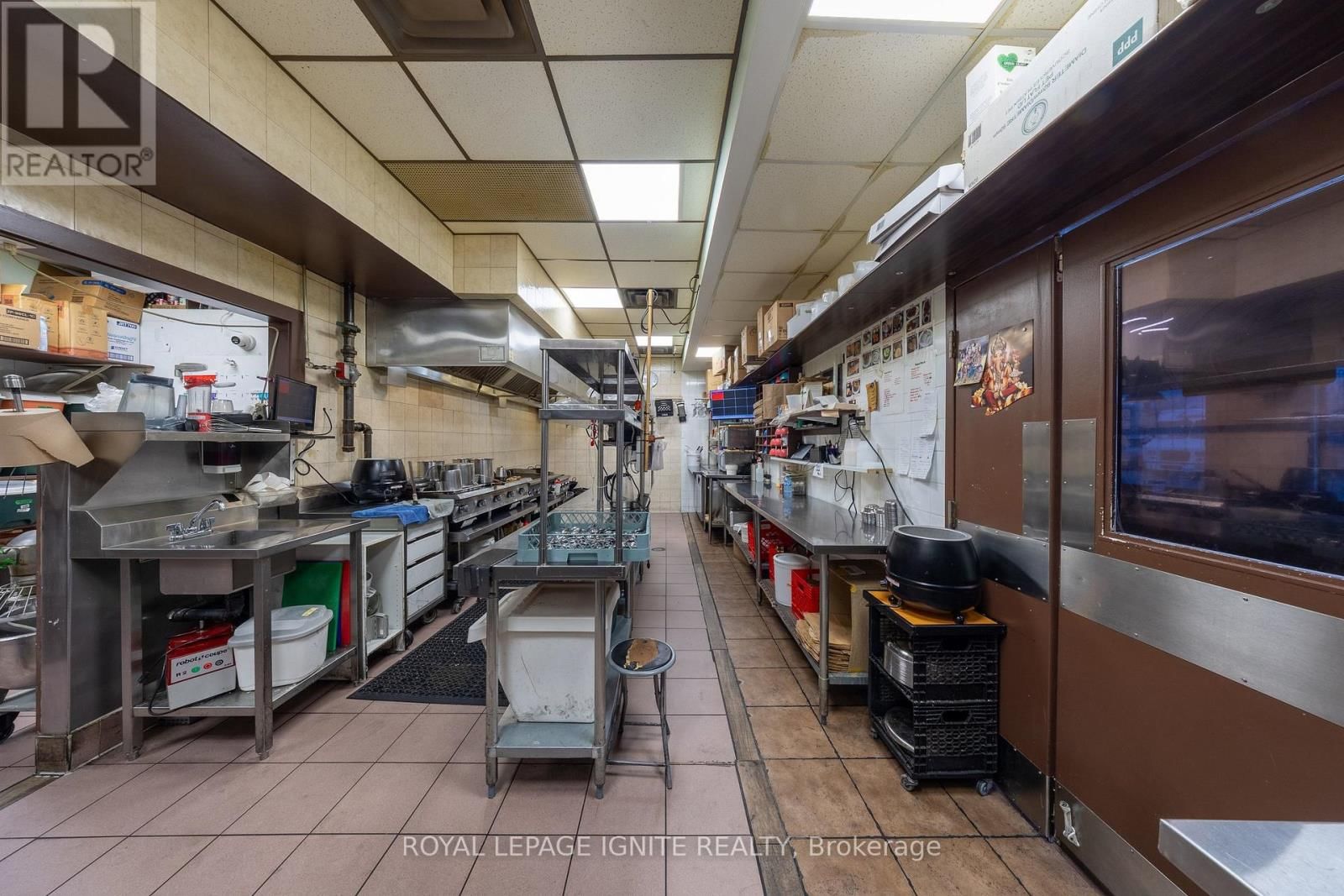 1 - 1706 DUNDAS STREET EAST Image 16