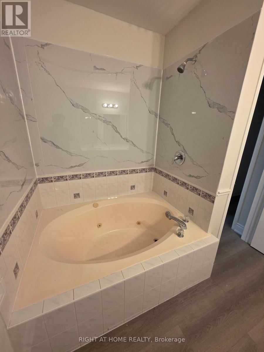 19B - 5865 DALEBROOK CRESCENT Image 11