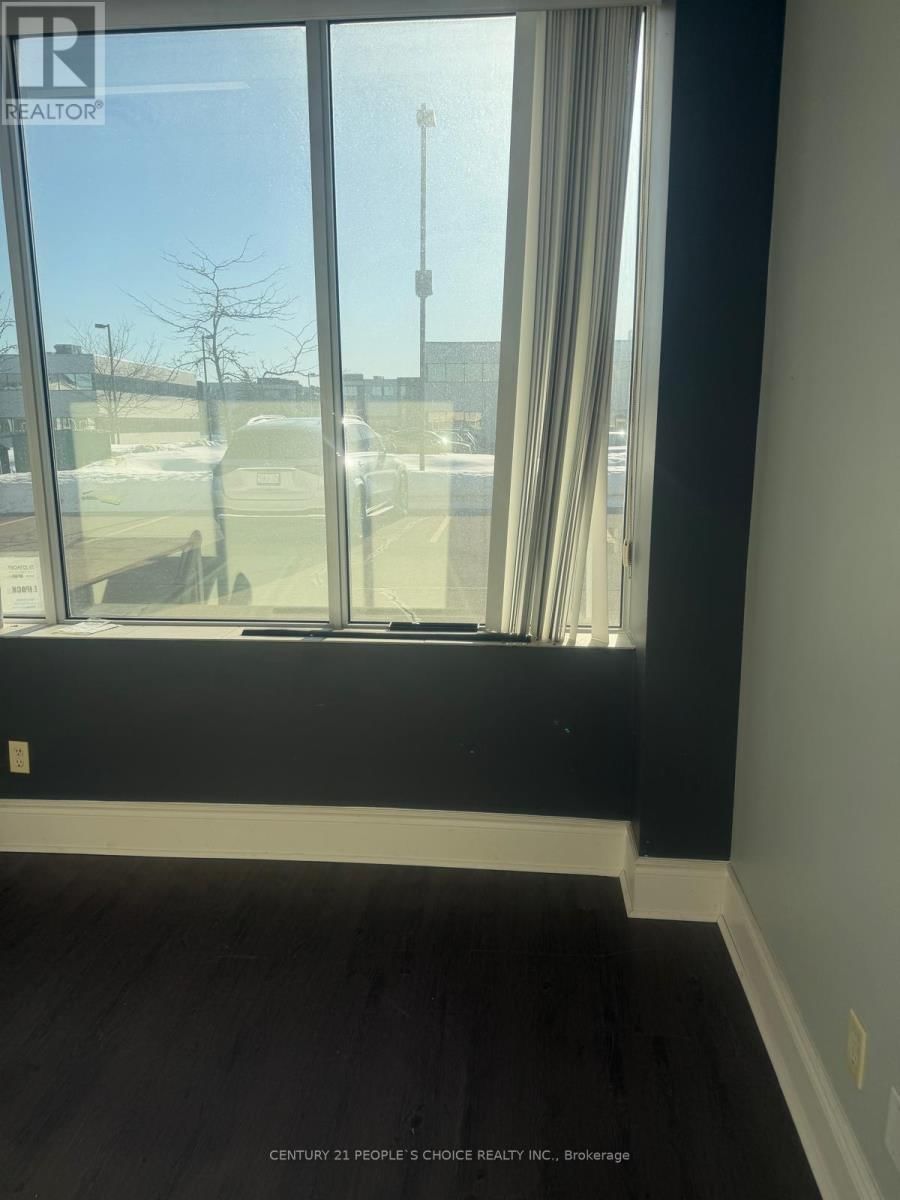 26 B - 5250 SATELLITE DRIVE Image 2