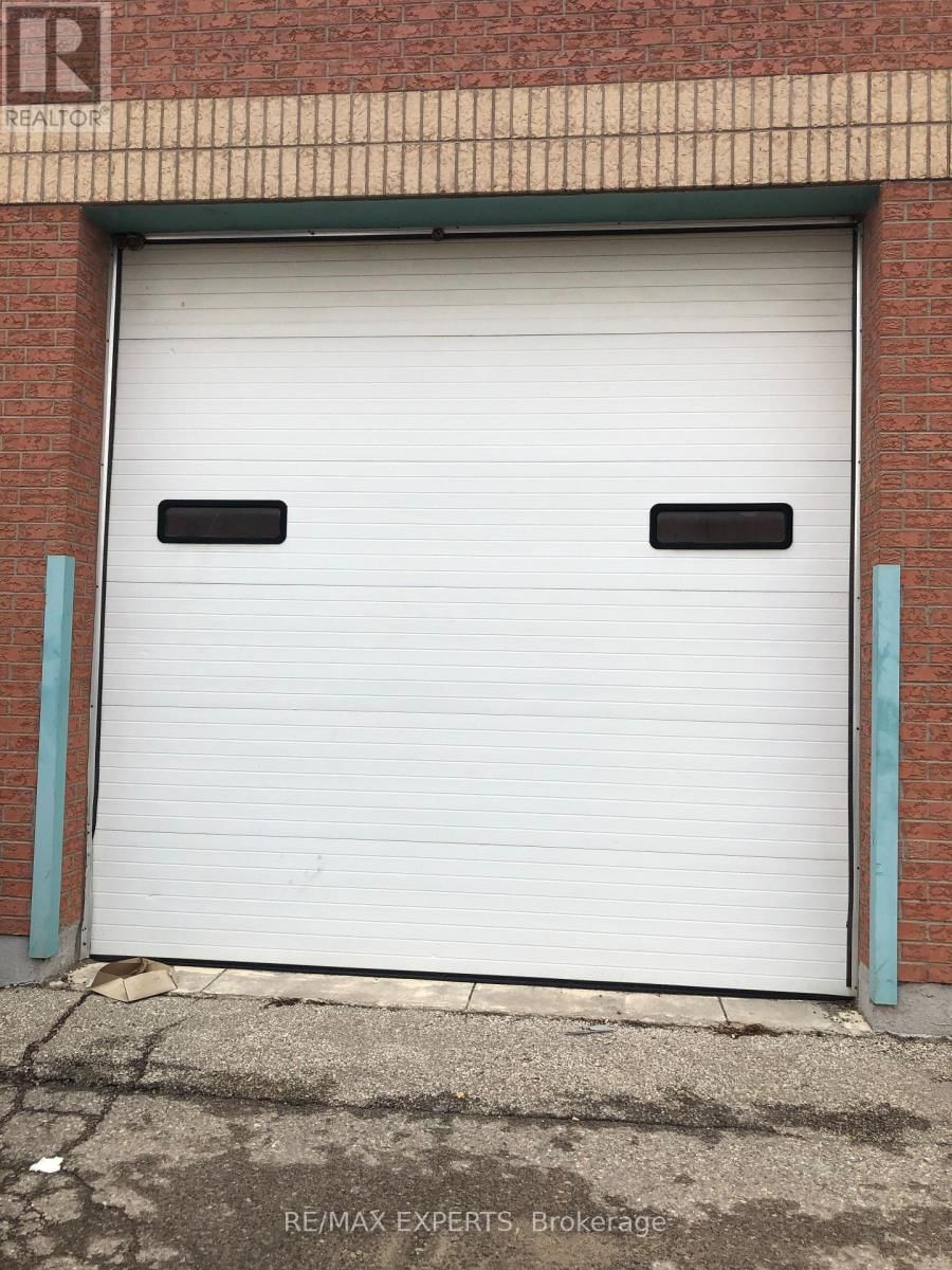 8-9 - 221 DEERHURST DRIVE Image 10