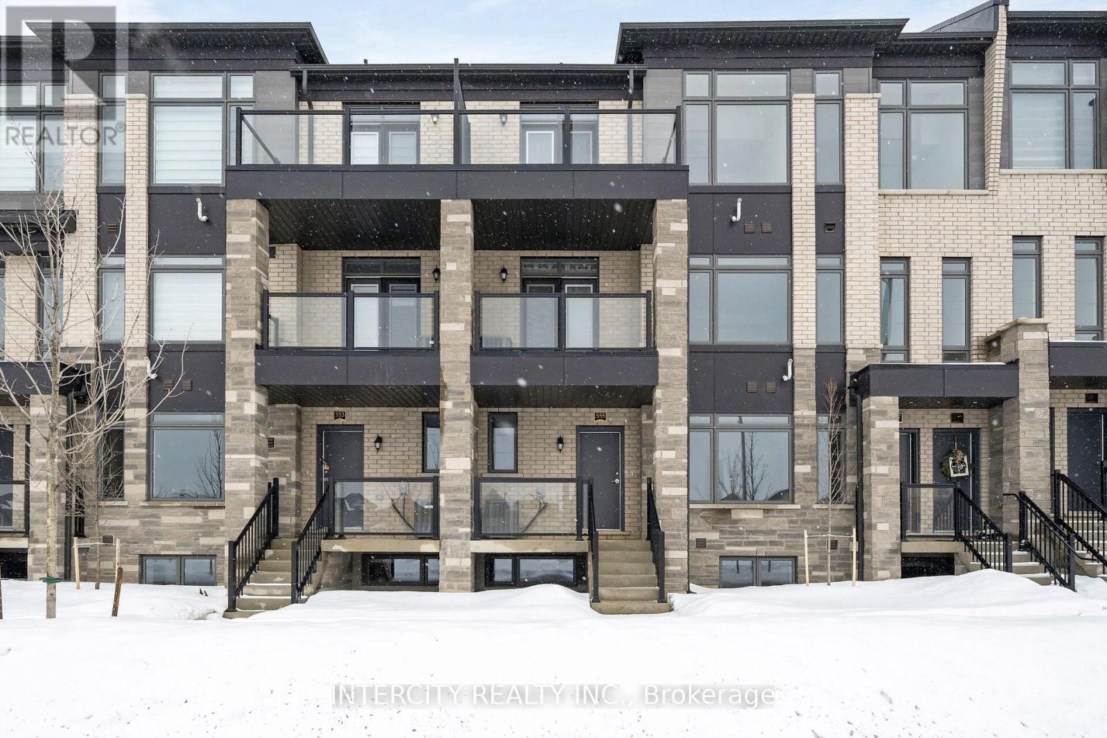 10z - 555 TIM MANLEY AVENUE Image 1