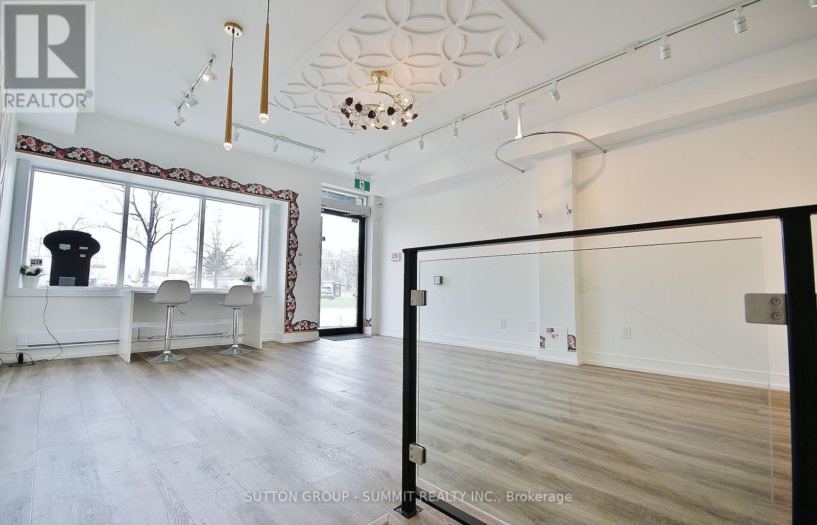 1012 LAGOON STREET Image 9