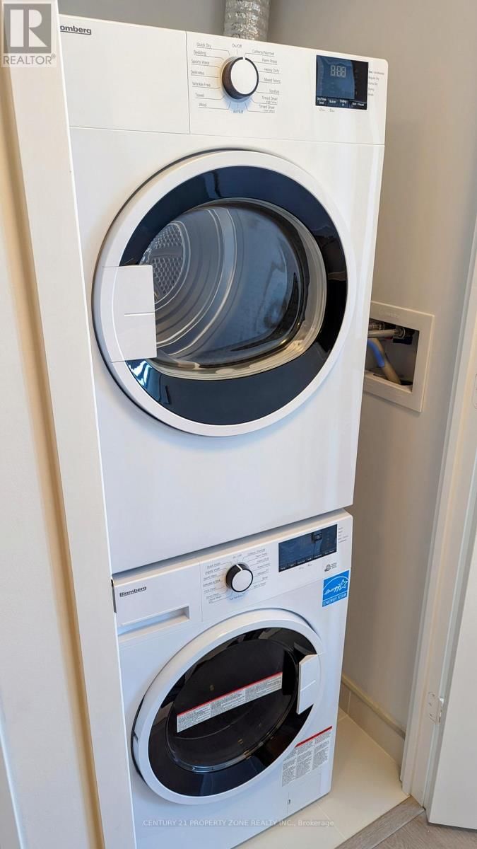 3903 - 3883 QUARTZ ROAD Image 13