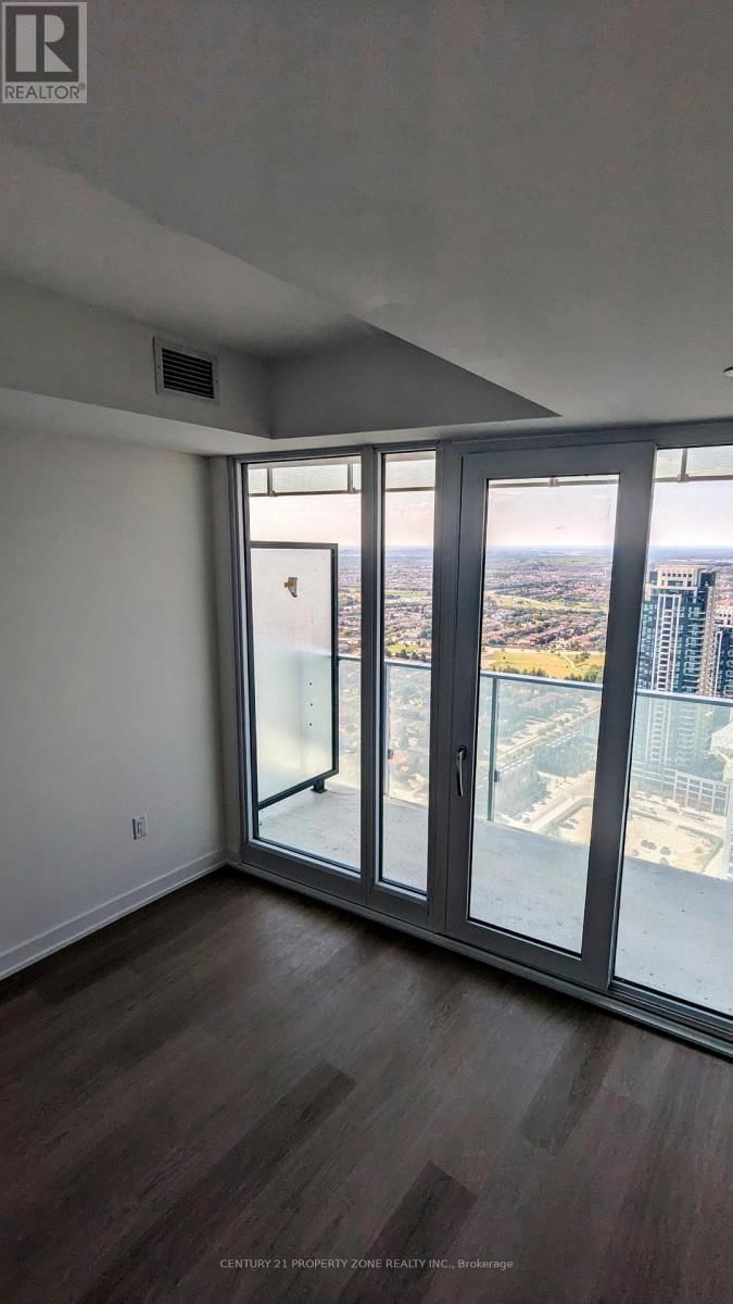 3903 - 3883 QUARTZ ROAD Image 23