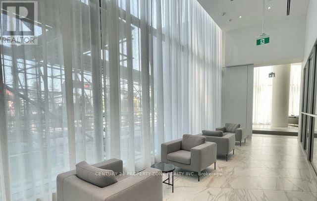 3903 - 3883 QUARTZ ROAD Image 8