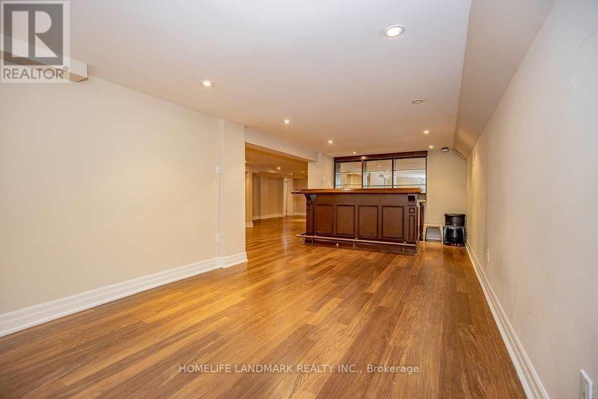 2301 BENNINGTON GATE Image 32