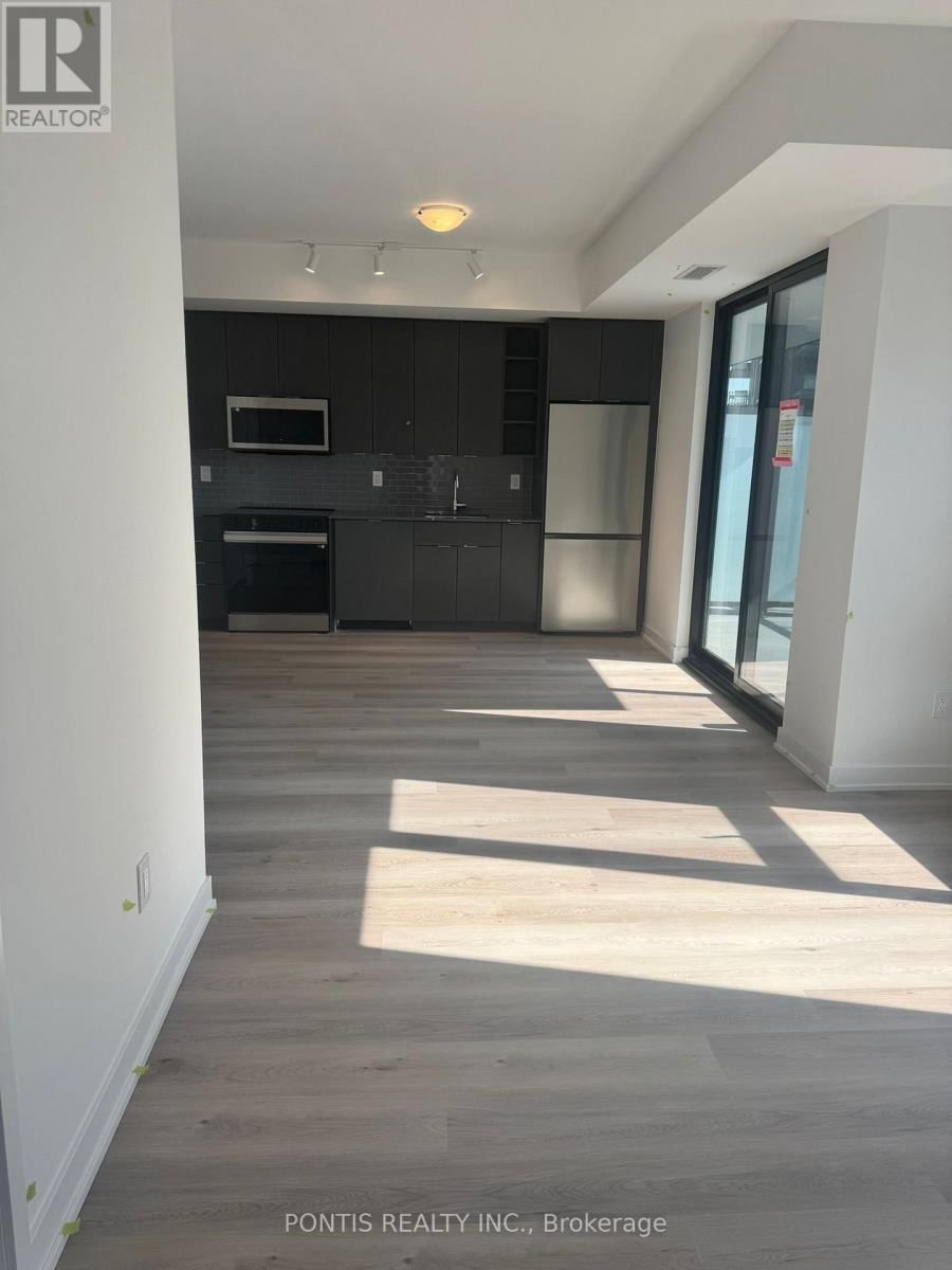 1009 - 2075 LAKESHORE ROAD Image 6