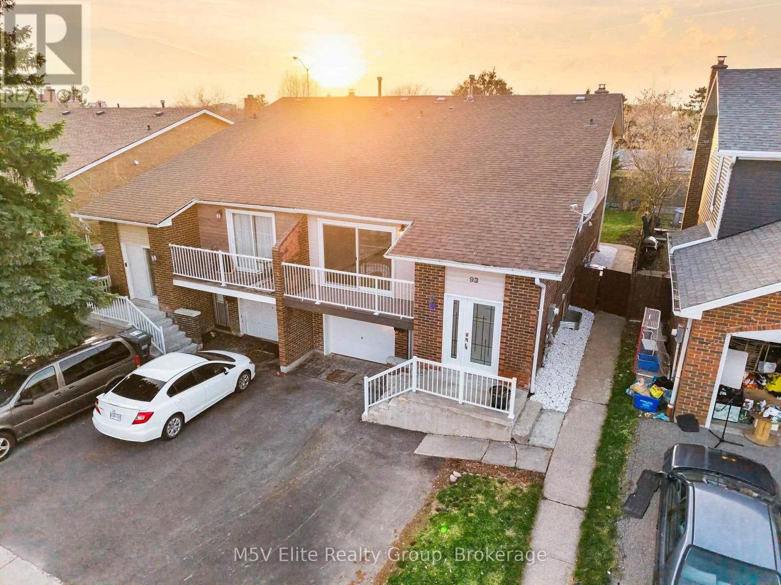 93 ASHFORD COURT Image 19