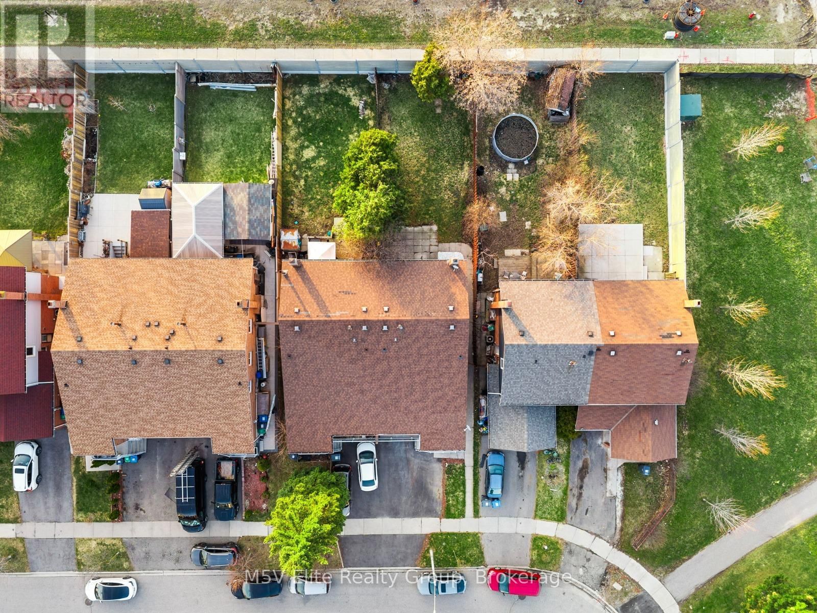 93 ASHFORD COURT Image 21