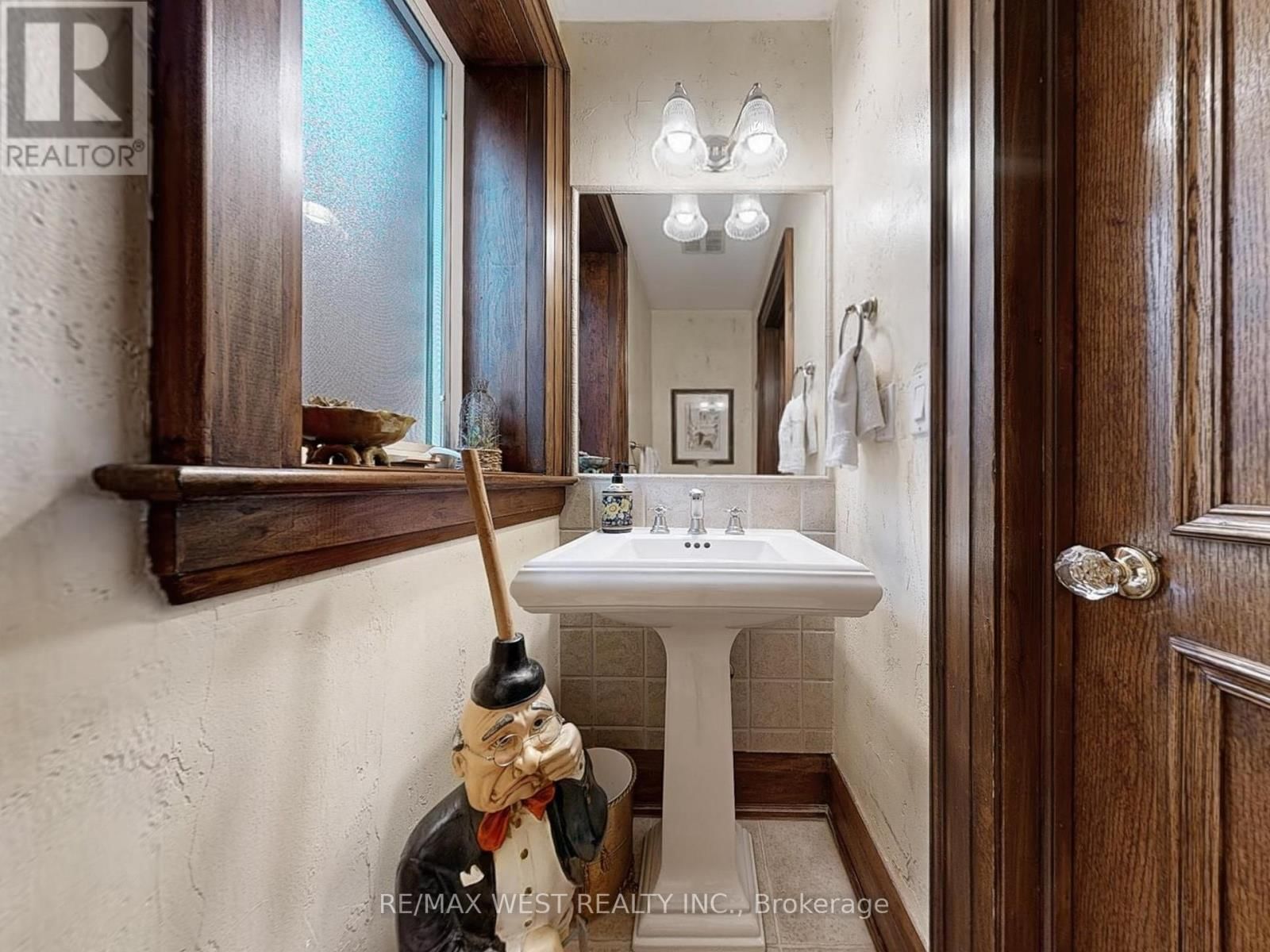 69 MAYFIELD AVENUE Image 20