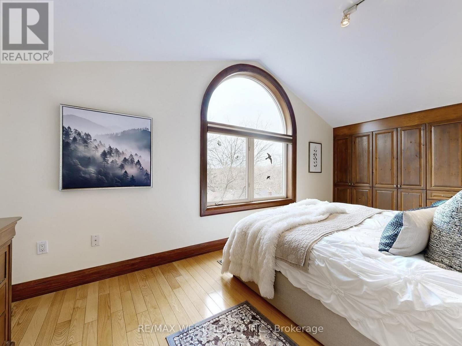 69 MAYFIELD AVENUE Image 21