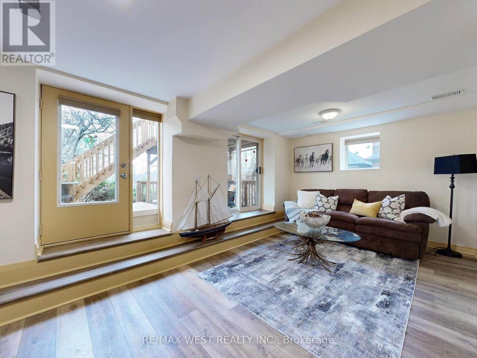 69 MAYFIELD AVENUE Image 30