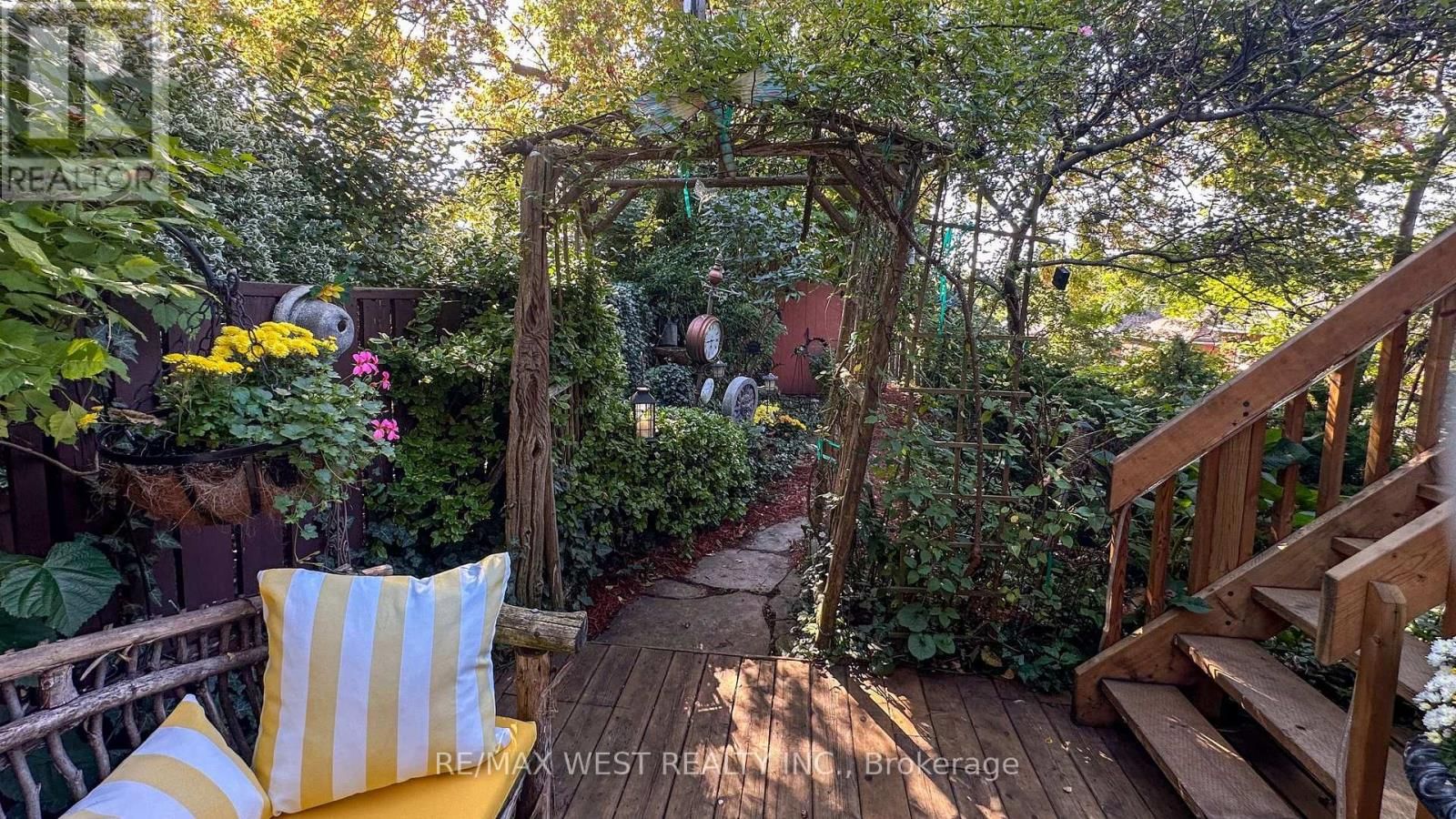 69 MAYFIELD AVENUE Image 45