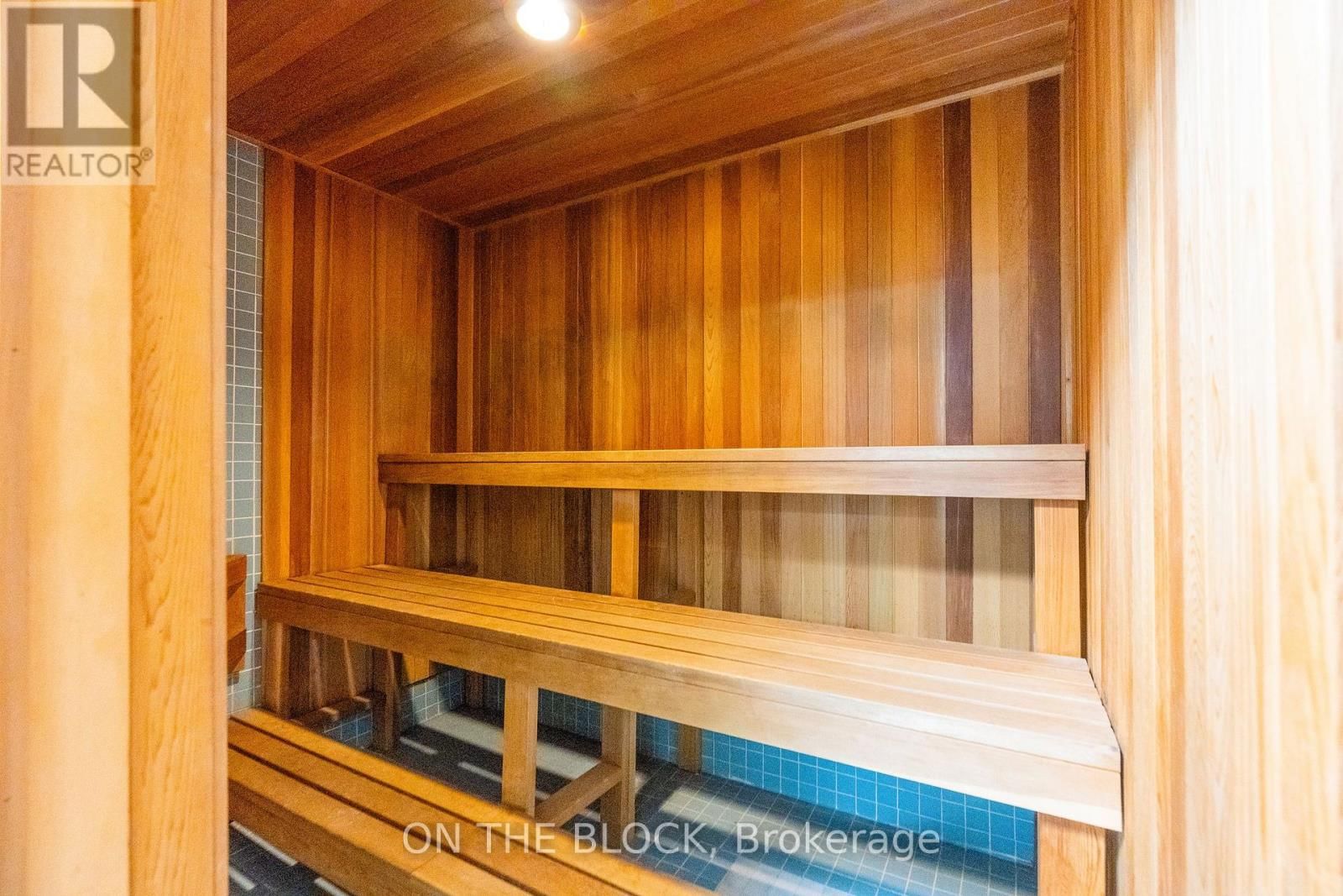 203 - 880 DUNDAS STREET WEST Image 22