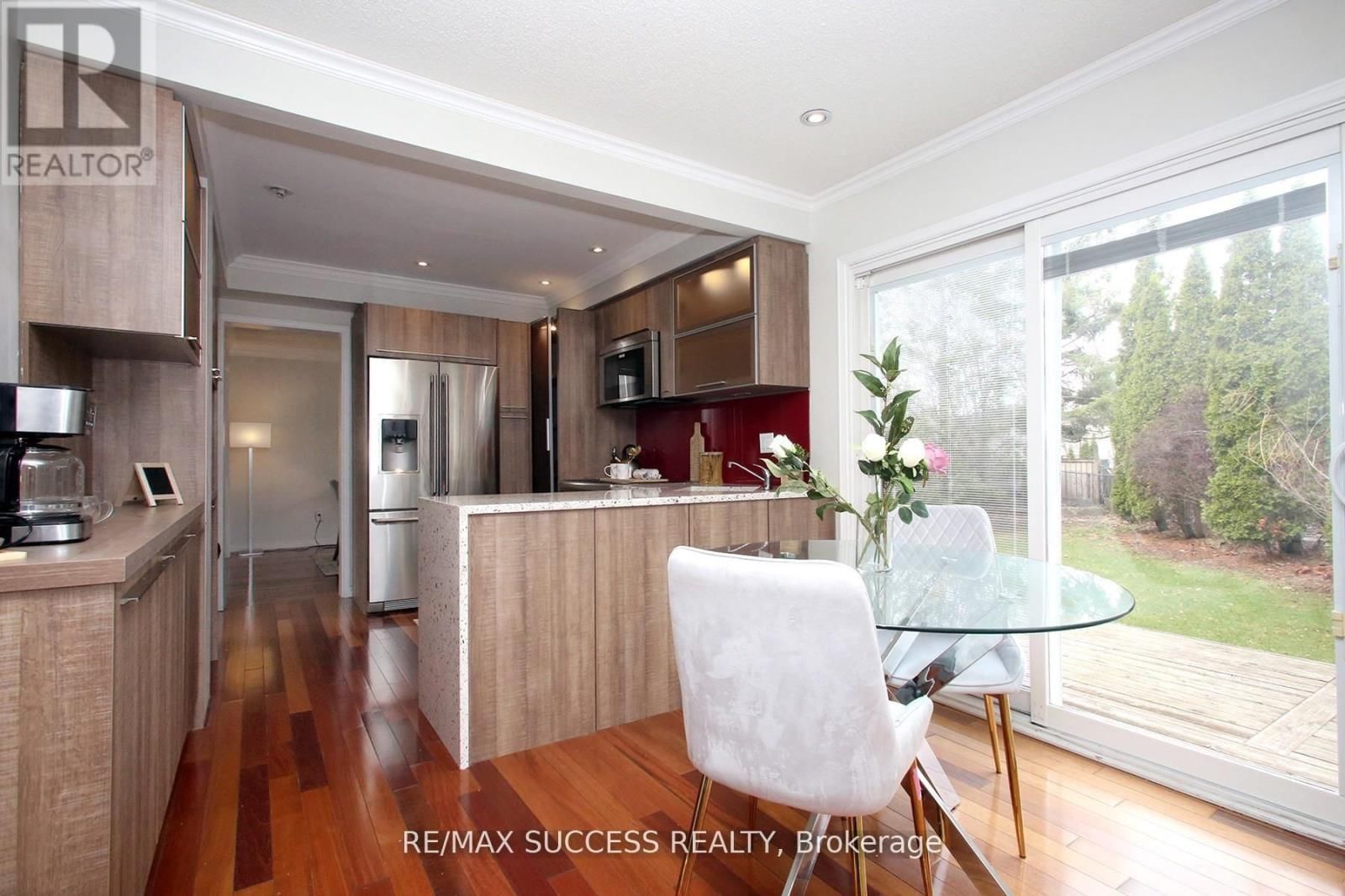 6643 MOCKINGBIRD LANE Image 15