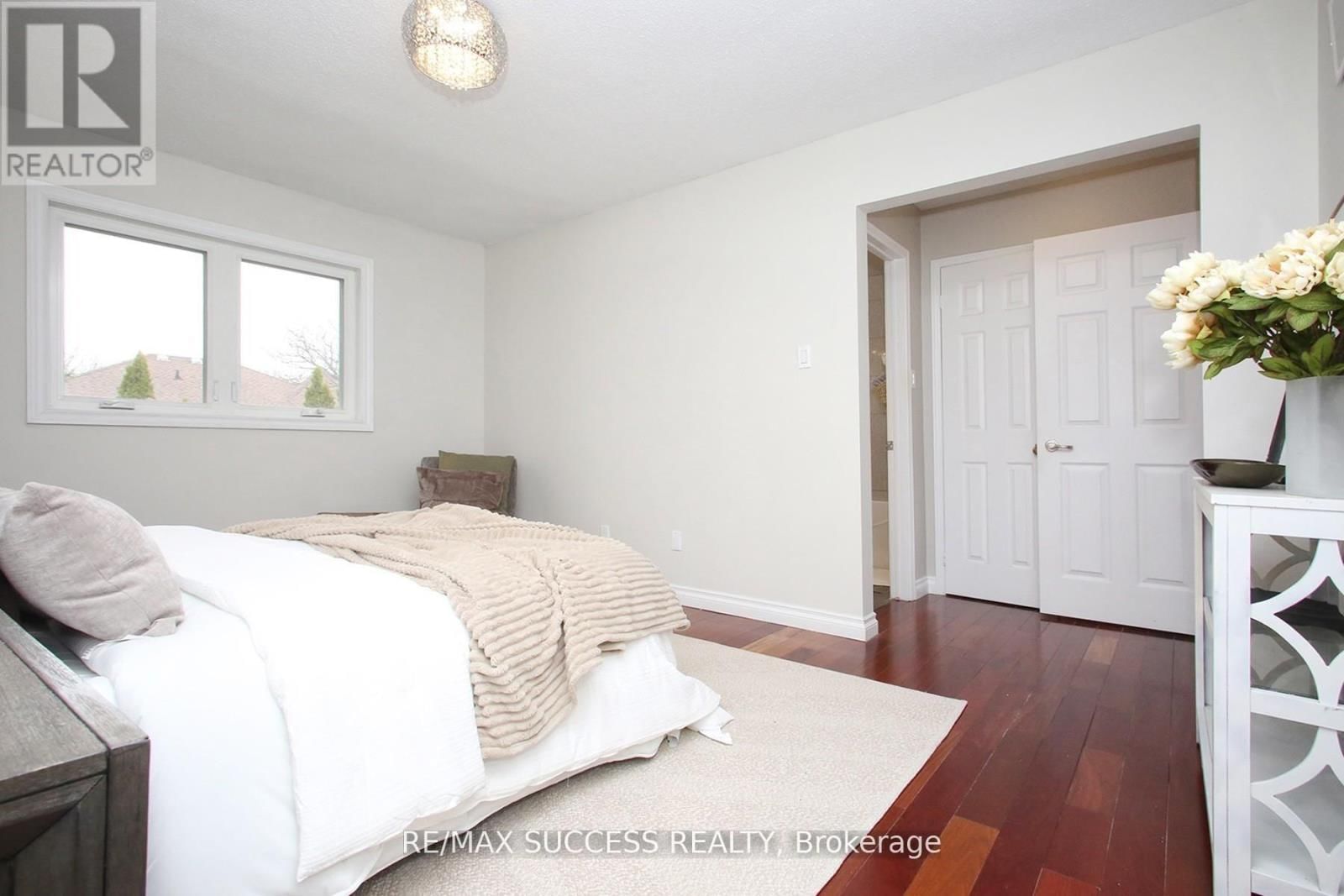 6643 MOCKINGBIRD LANE Image 23