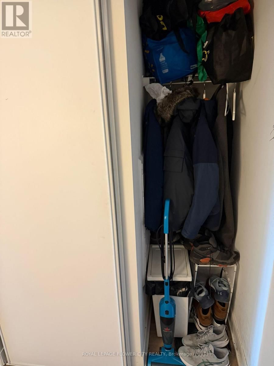 601 - 86 DUNDAS STREET EAST Image 12