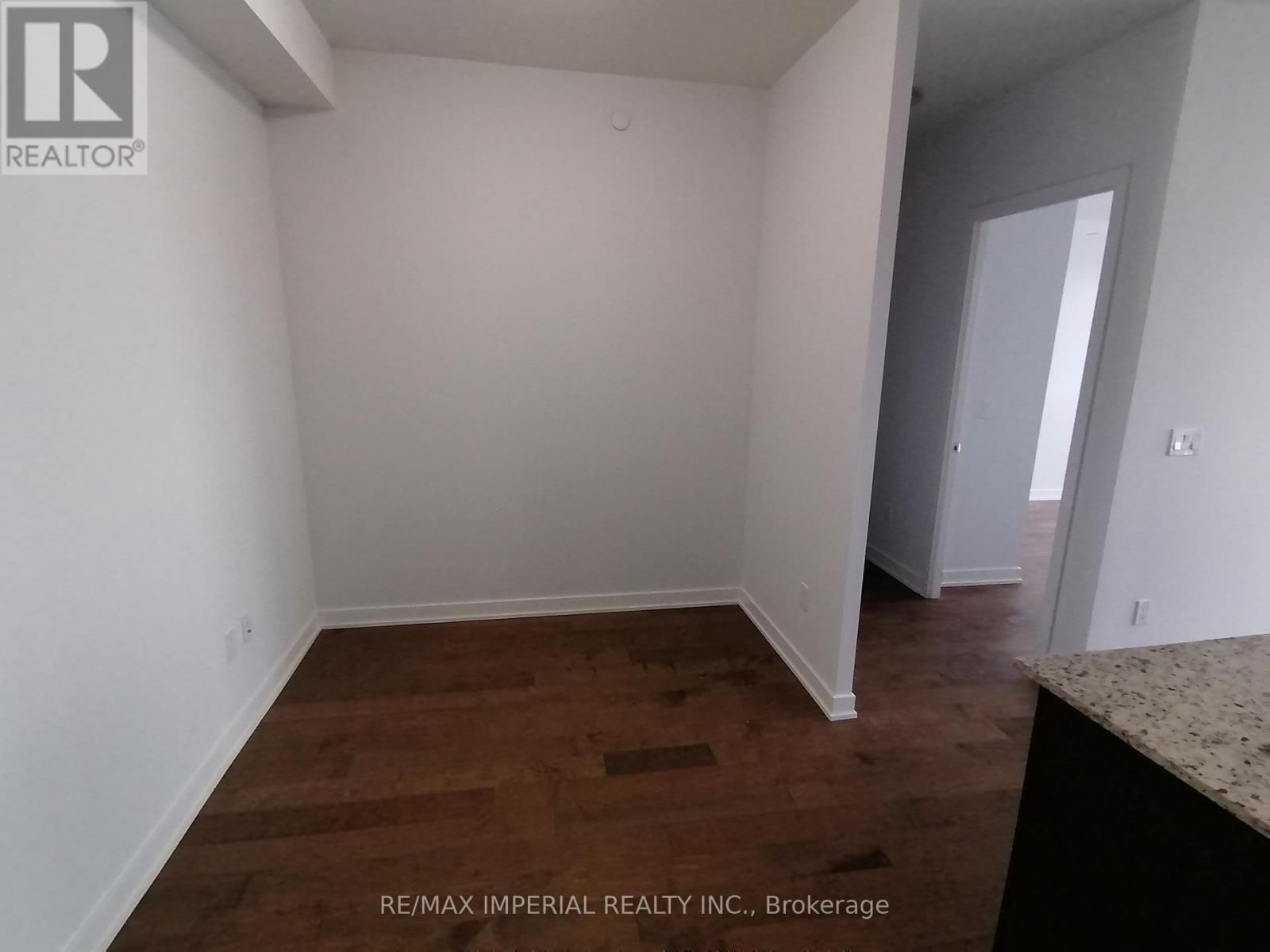 1201 - 4655 GLEN ERIN DRIVE Image 7